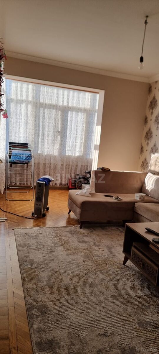 2 otaqlı köhnə tikili 55 m², Memar Əcəmi m. - şəkil 2