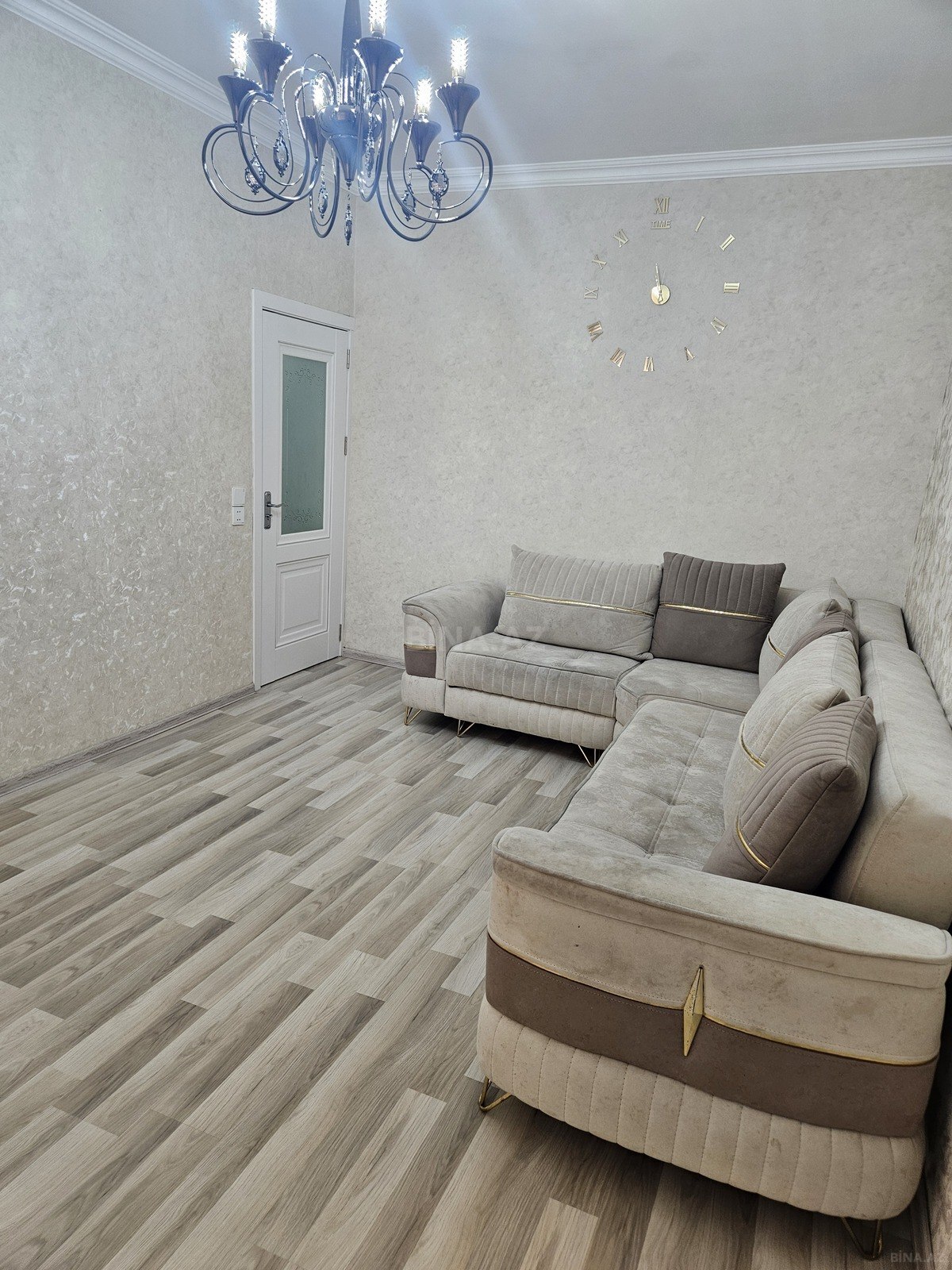 2 otaqlı köhnə tikili 55 m², Memar Əcəmi m.