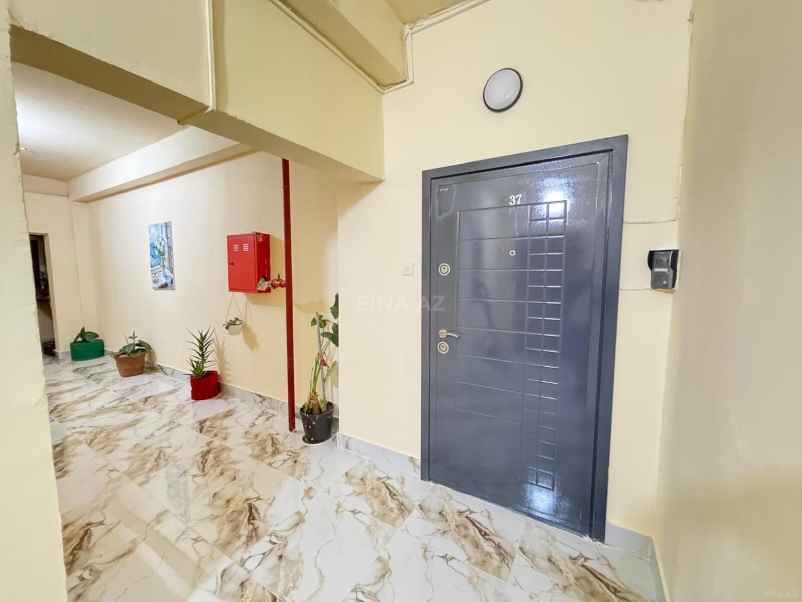 4 otaqlı yeni tikili 156 m², Azadlıq Prospekti m.
