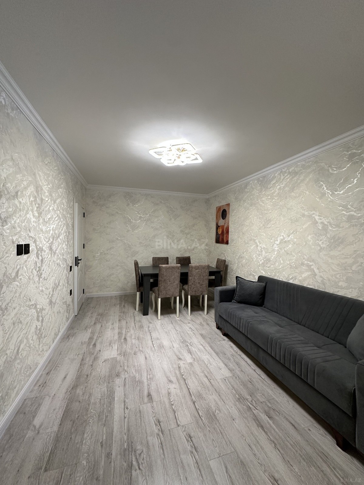 2 otaqlı köhnə tikili 53 m², İnşaatçılar m. - əsas şəkil