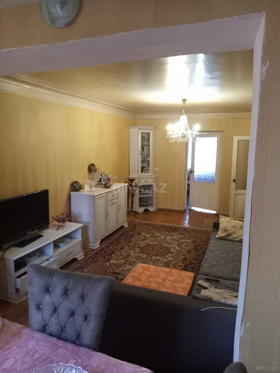 3 otaqlı köhnə tikili 75 m², Nəsimi r.