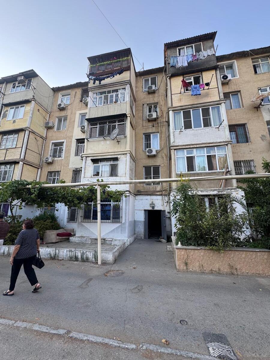 2 otaqlı köhnə tikili 60 m², Həzi Aslanov m.