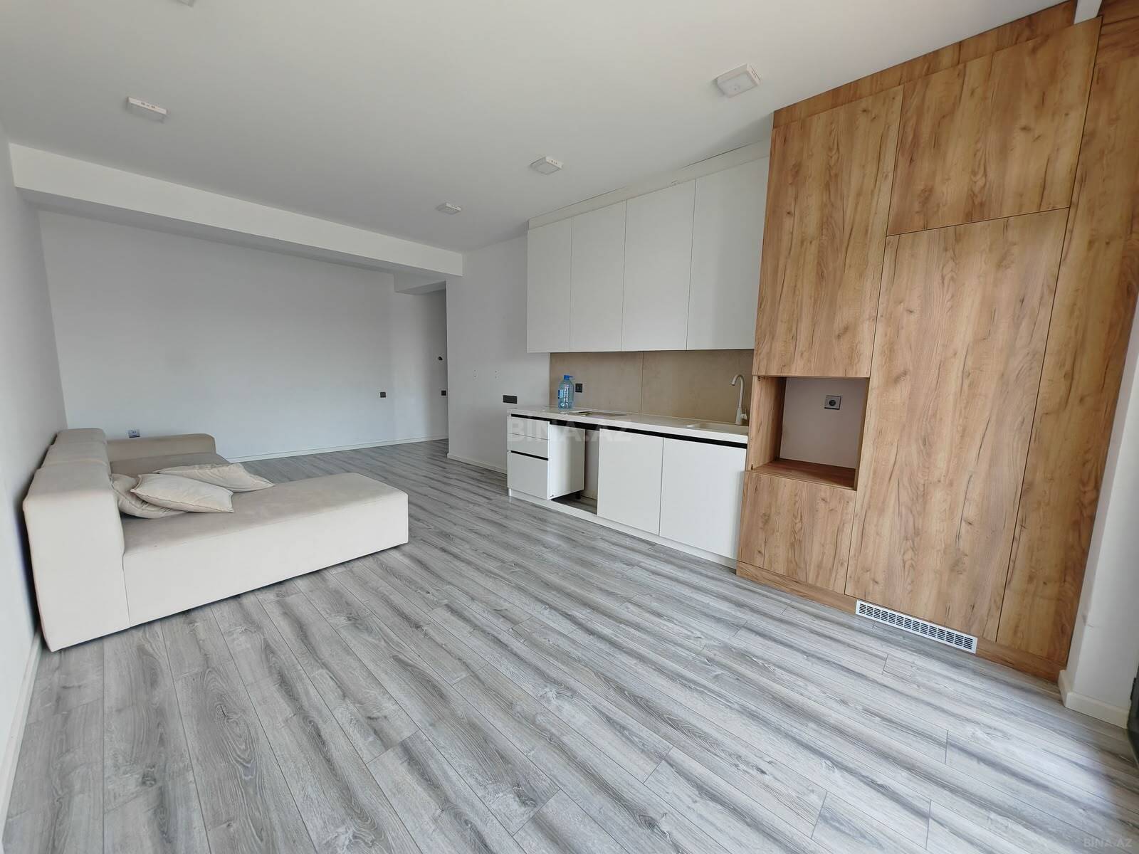3 otaqlı yeni tikili 85 m², Xətai r.