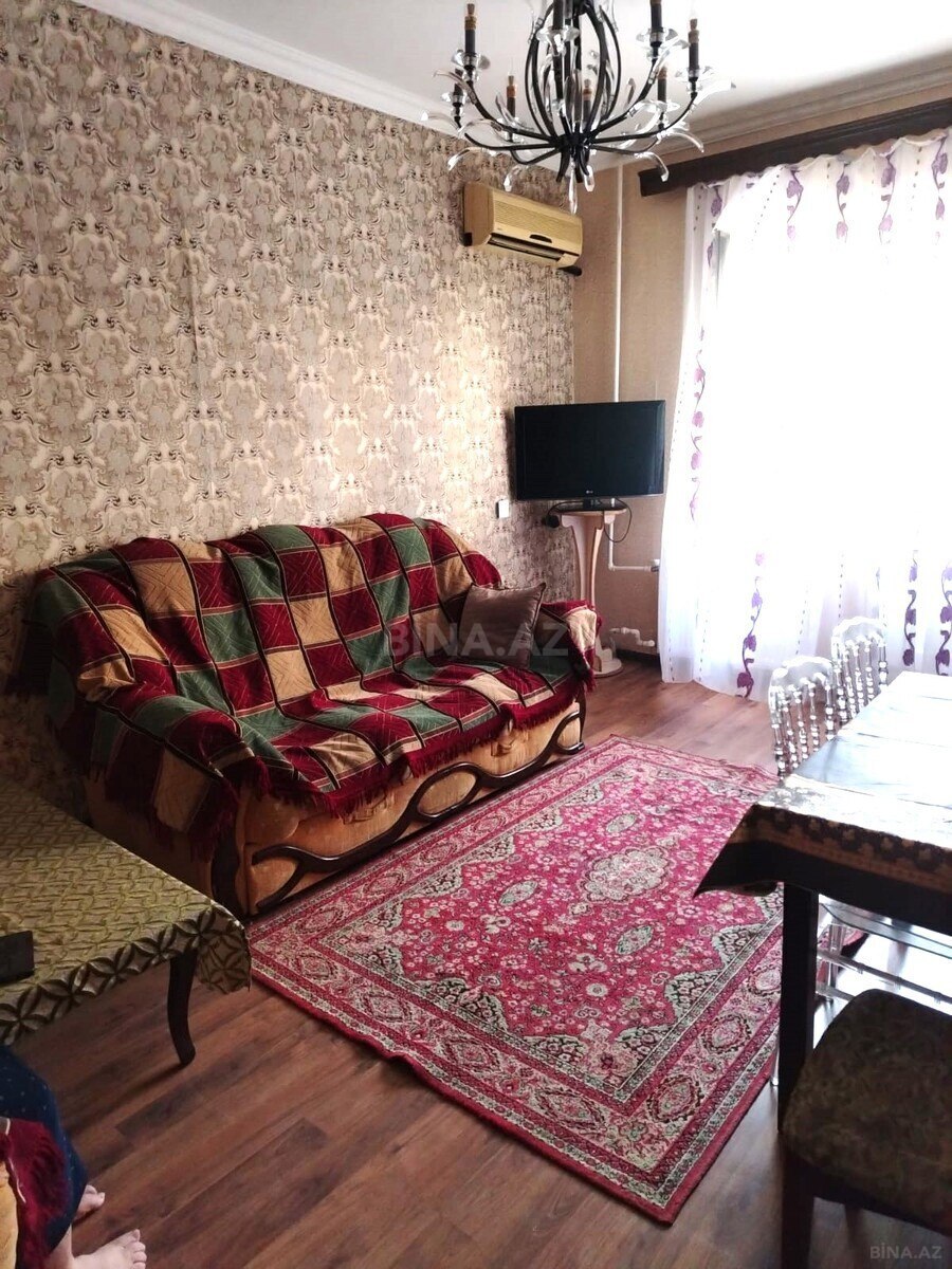 2 otaqlı köhnə tikili 65 m², Xalqlar Dostluğu m.