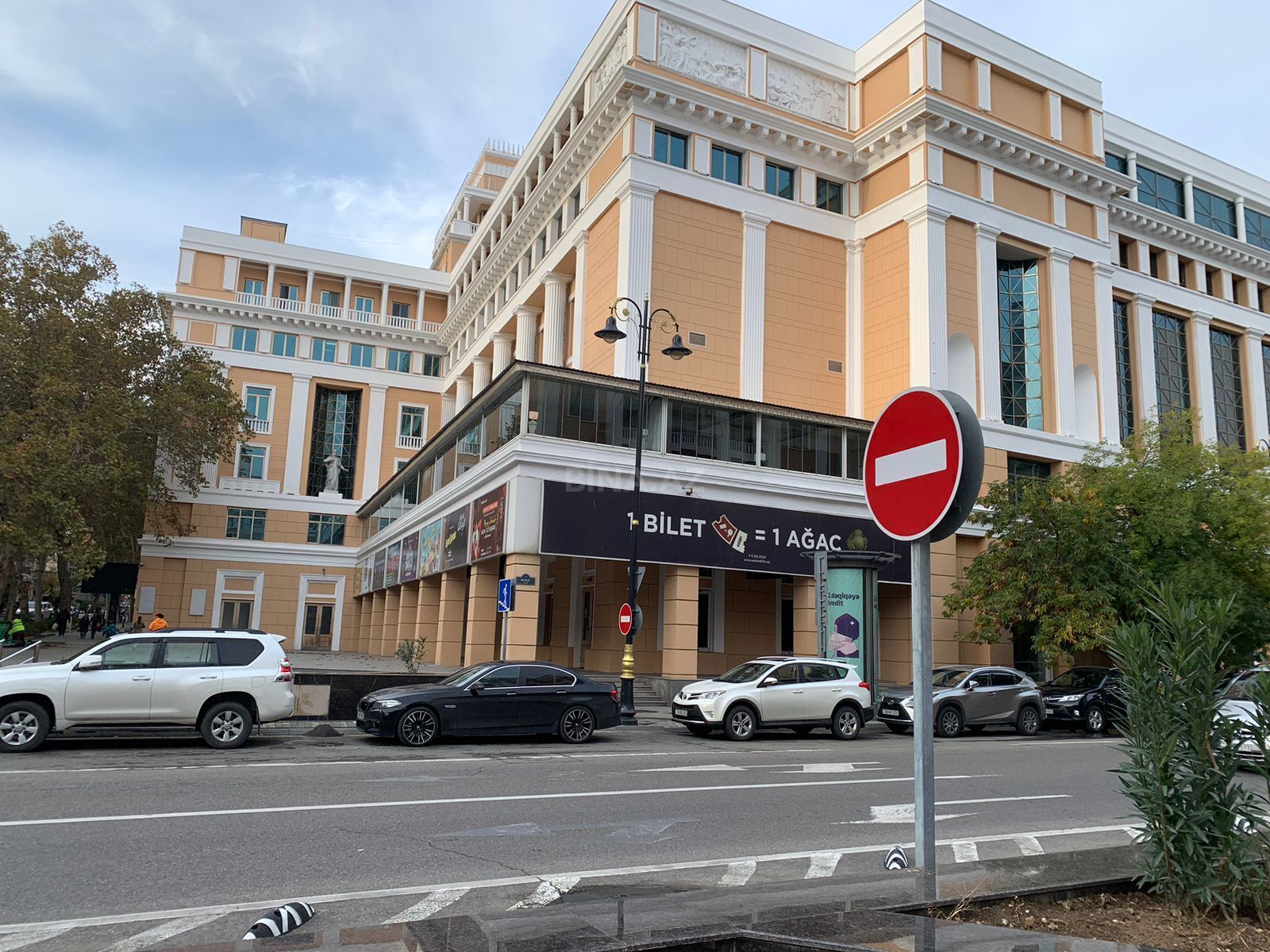 3 otaqlı köhnə tikili 118 m², Sahil m. - əsas şəkil