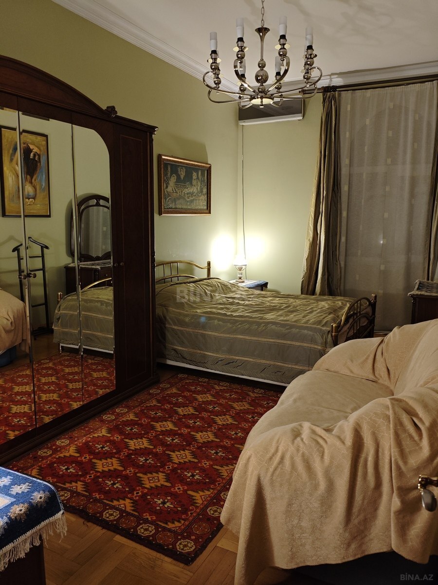 3 otaqlı köhnə tikili 90 m², 28 May m. - əsas şəkil