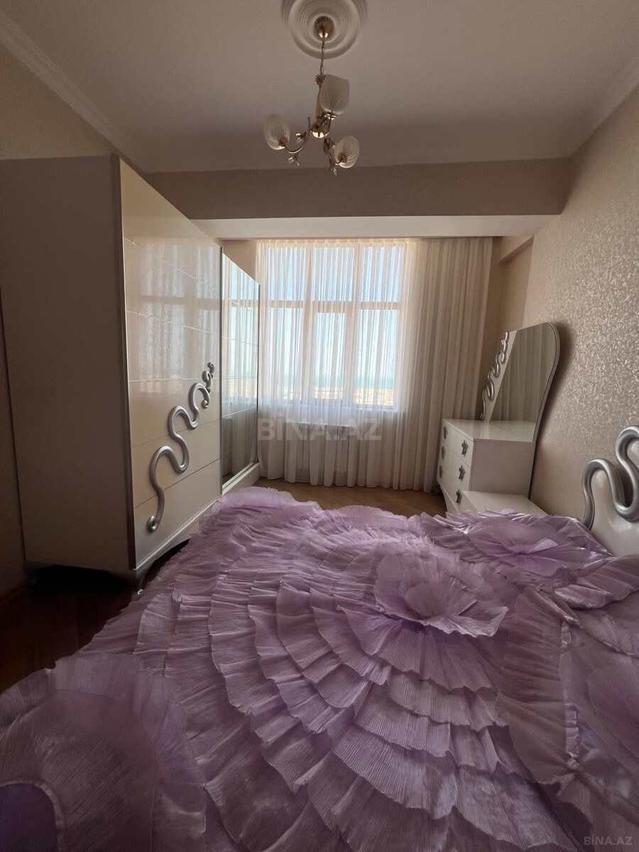 2 otaqlı yeni tikili 90 m², Bayıl q.