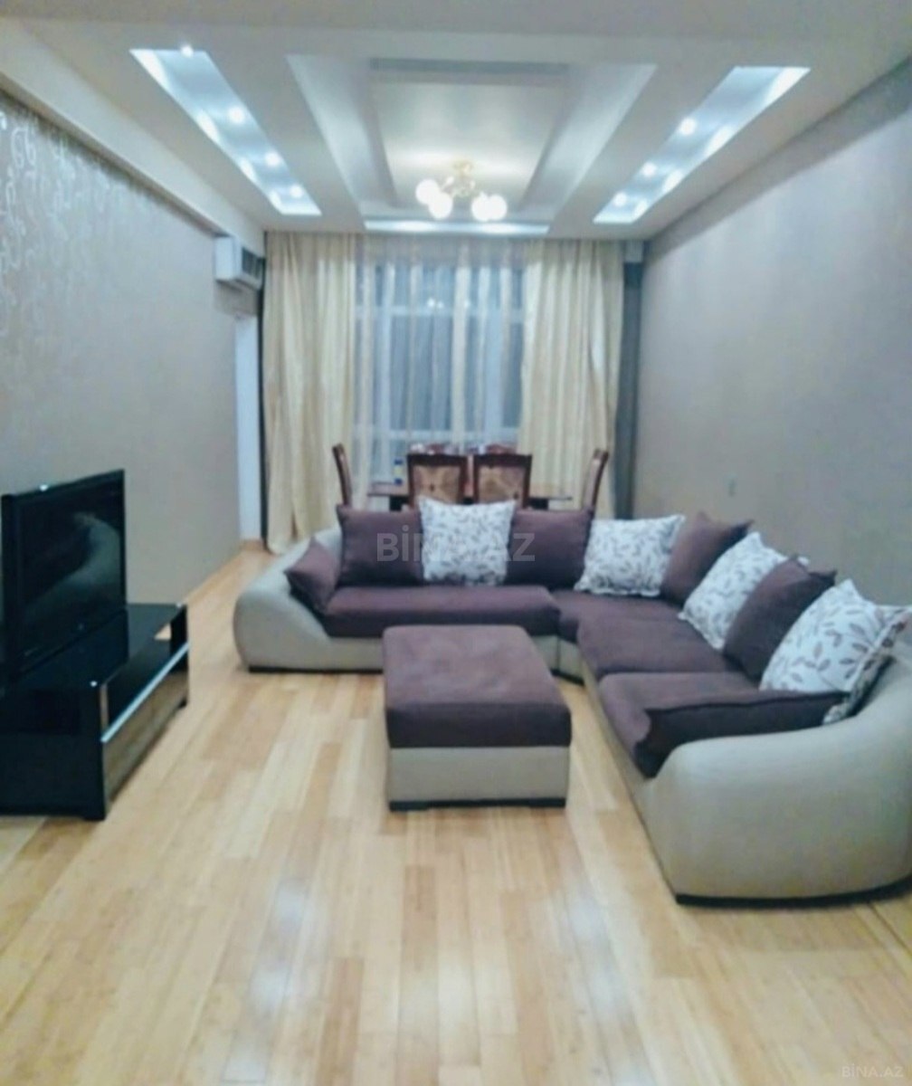 2 otaqlı yeni tikili 102 m², Şah İsmayıl Xətai m.