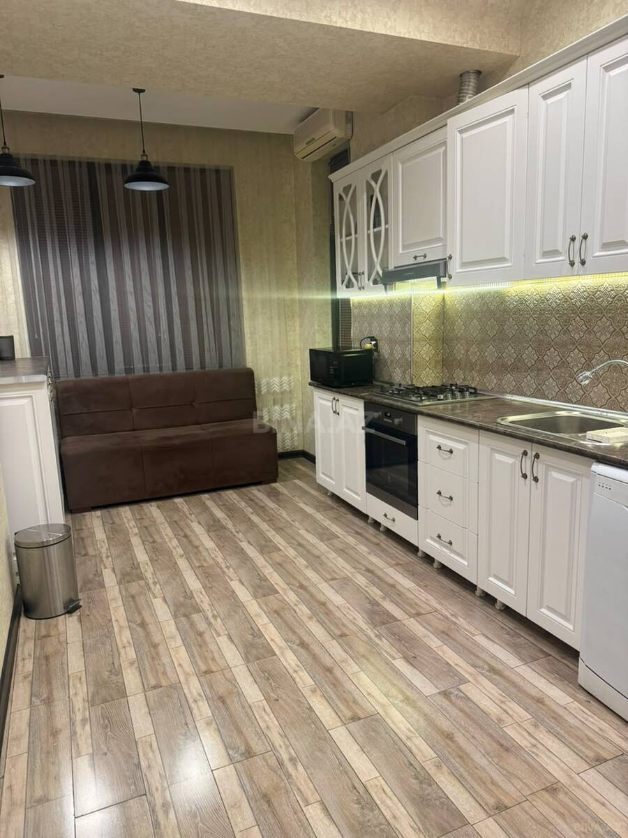 2 otaqlı yeni tikili 94 m², Elmlər Akademiyası m. - əsas şəkil