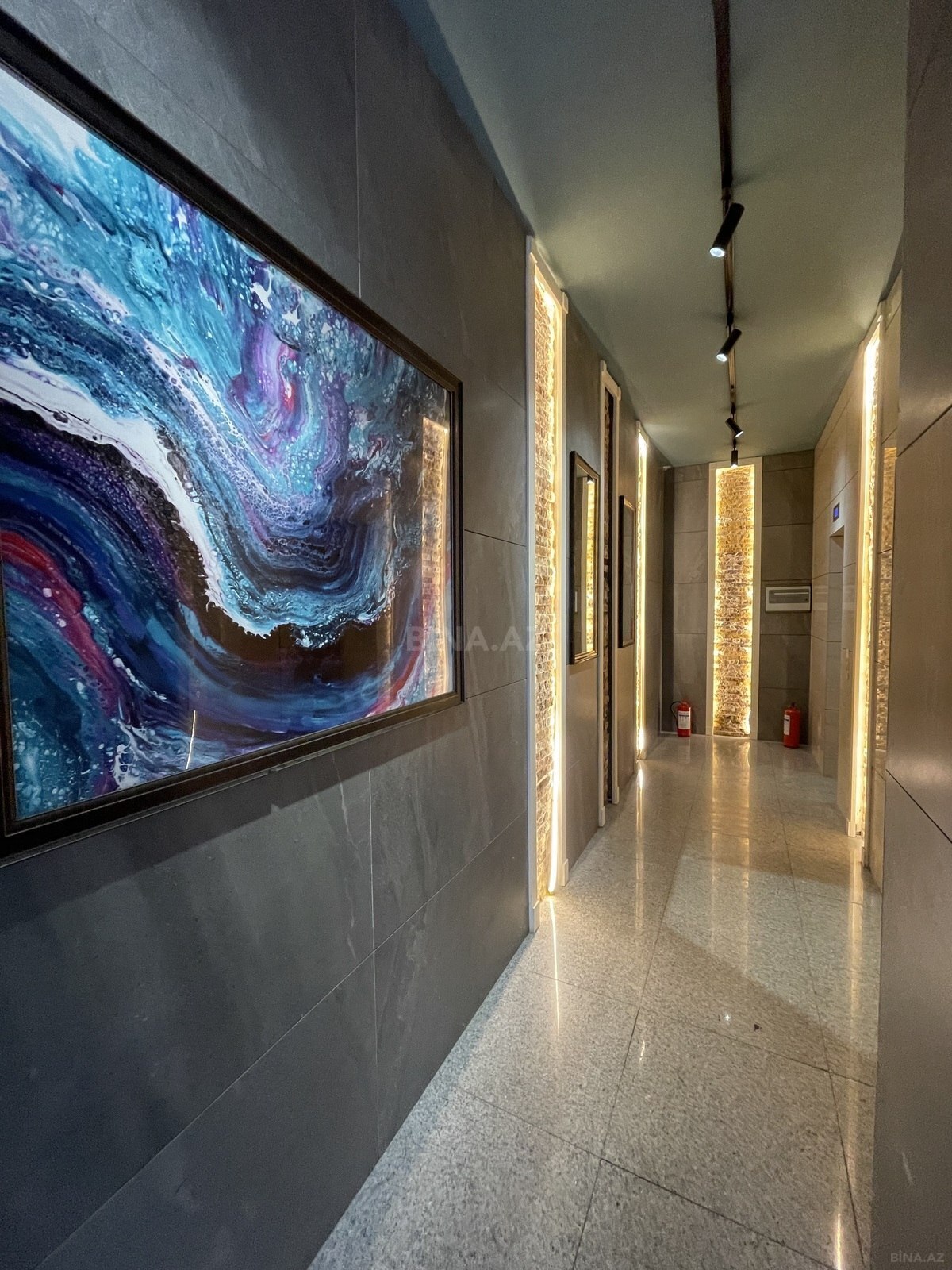 3 otaqlı yeni tikili 140 m², 8-ci mikrorayon q. - şəkil 2