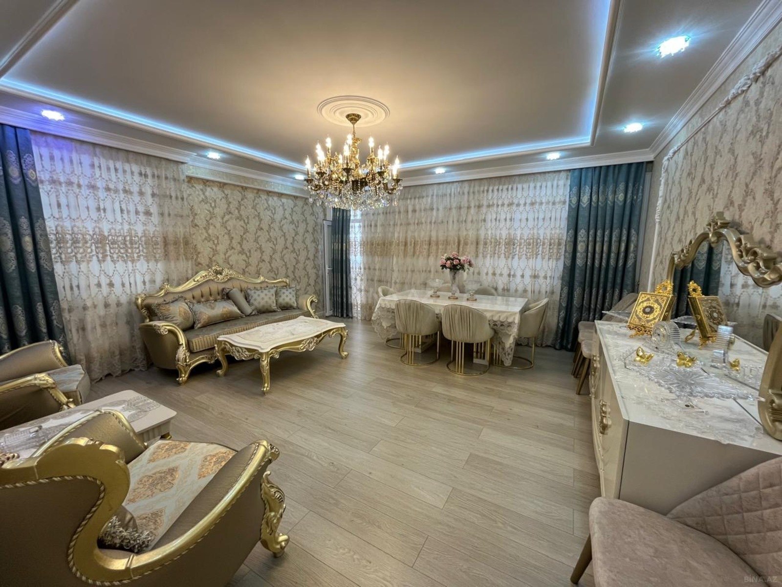 Satılır 3 otaqlı yeni tikili 152 m², Xalqlar Dostluğu m.