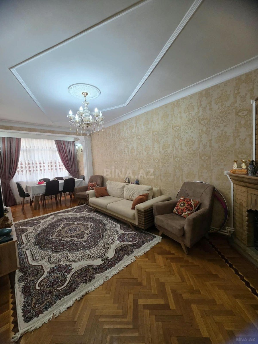 3 otaqlı köhnə tikili 96 m², Memar Əcəmi m. - əsas şəkil