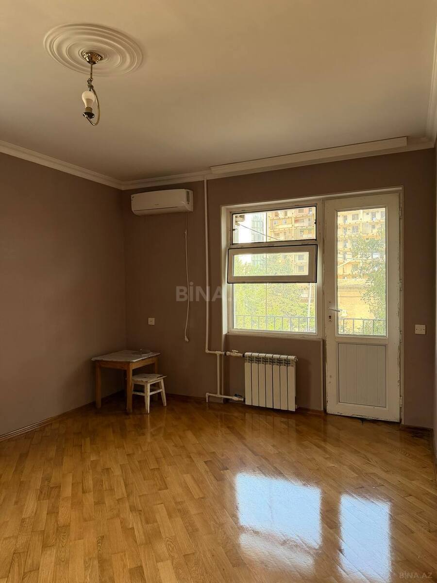 1 otaqlı köhnə tikili 45 m², Bayıl q.