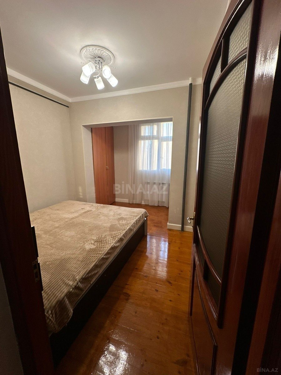 2 otaqlı köhnə tikili 55 m², Azadlıq Prospekti m.