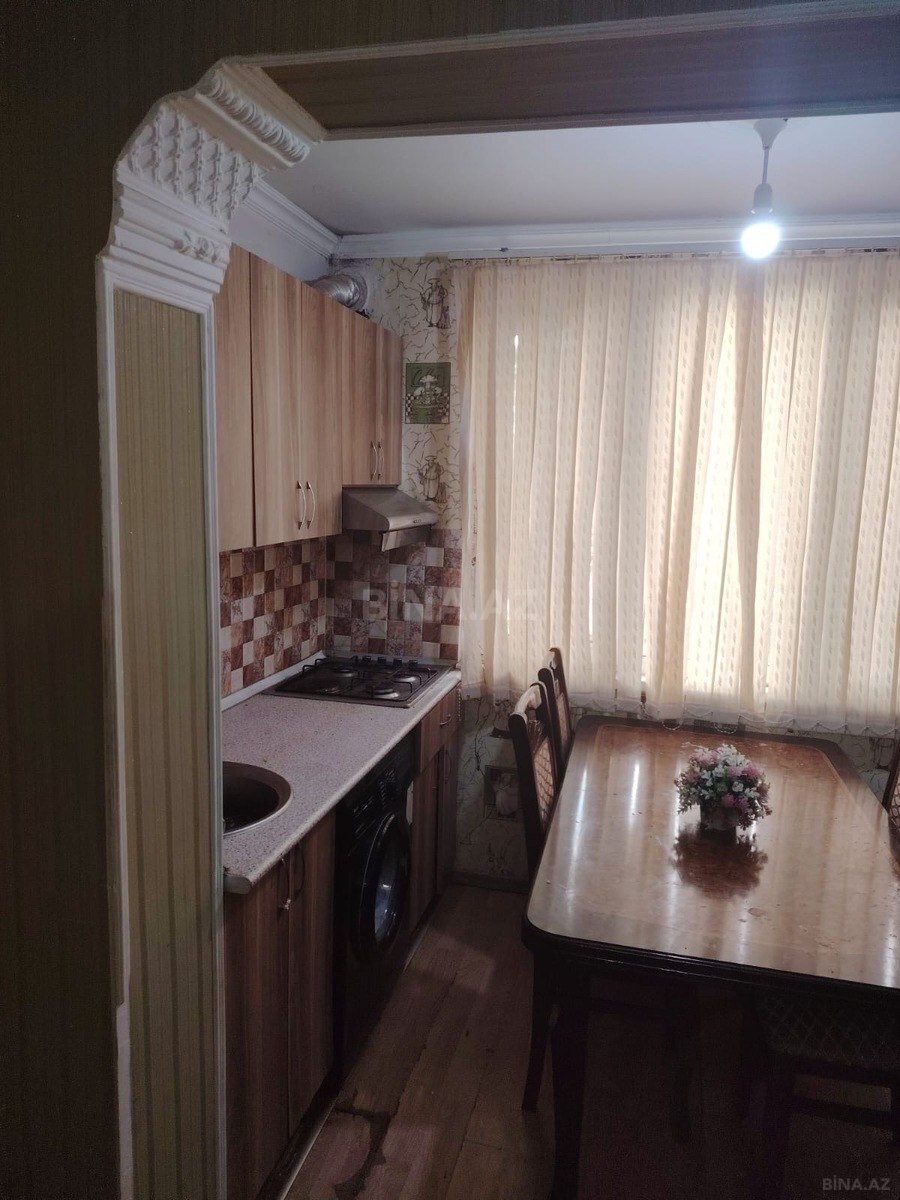 2 otaqlı köhnə tikili 40 m², Neftçilər m.