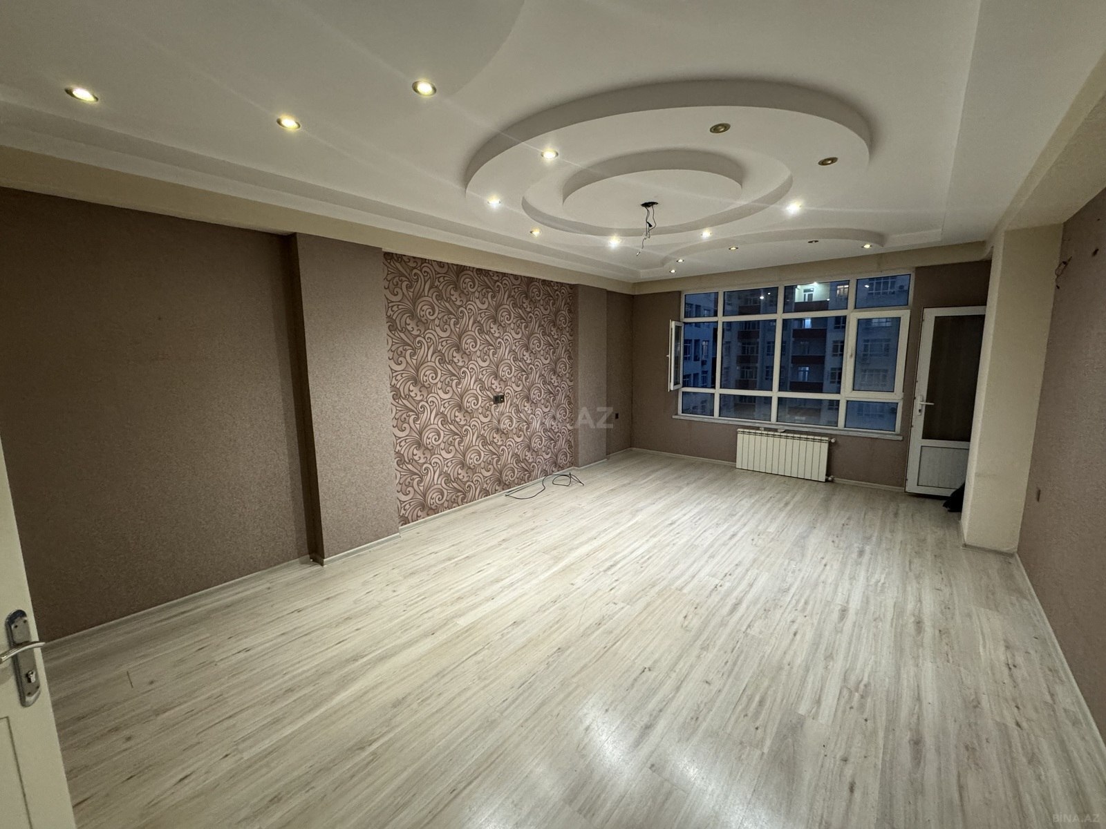 4 otaqlı yeni tikili 140 m², Yeni Yasamal q.