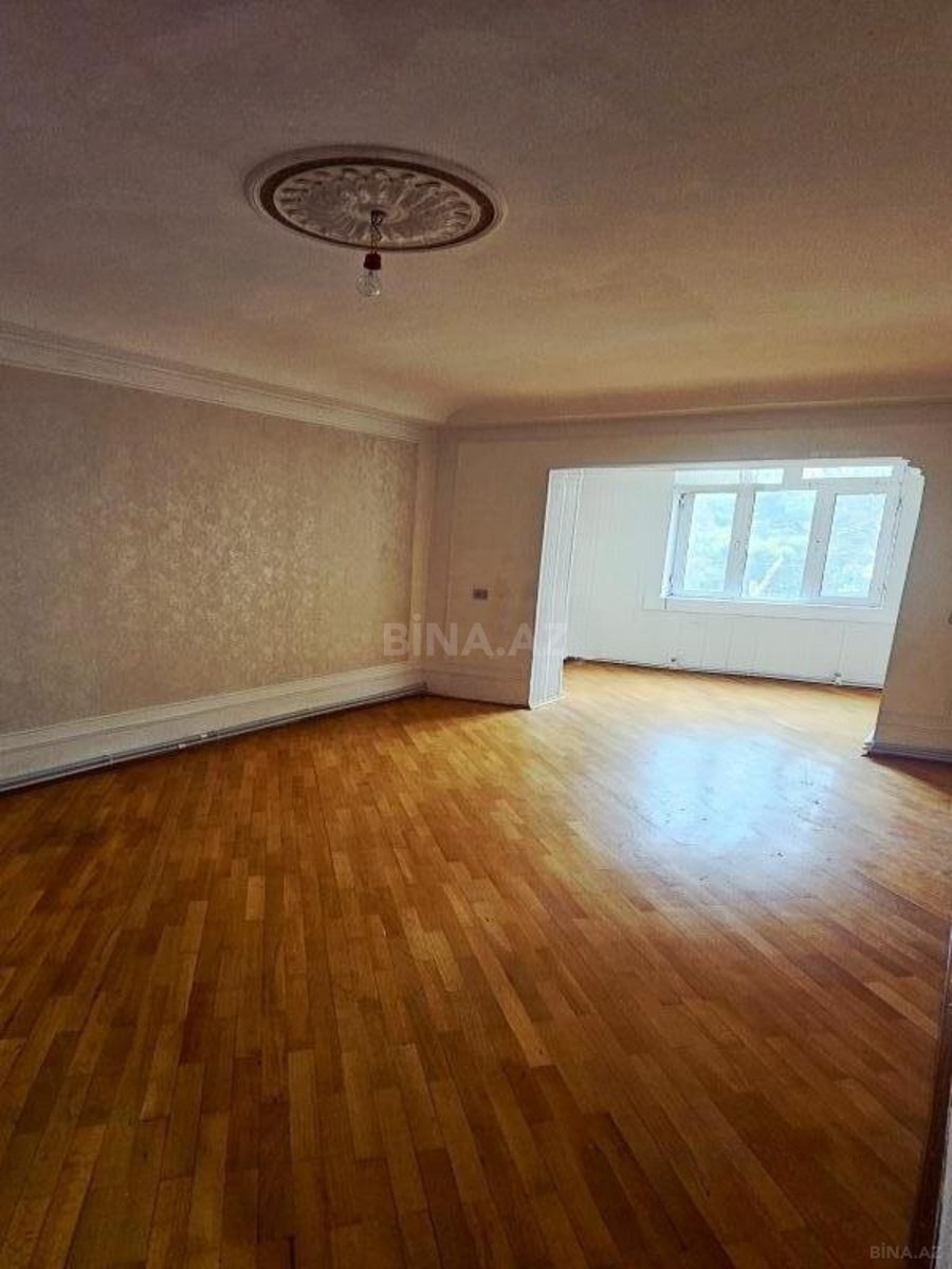 3 otaqlı köhnə tikili 75 m², Neftçilər m. - şəkil 2