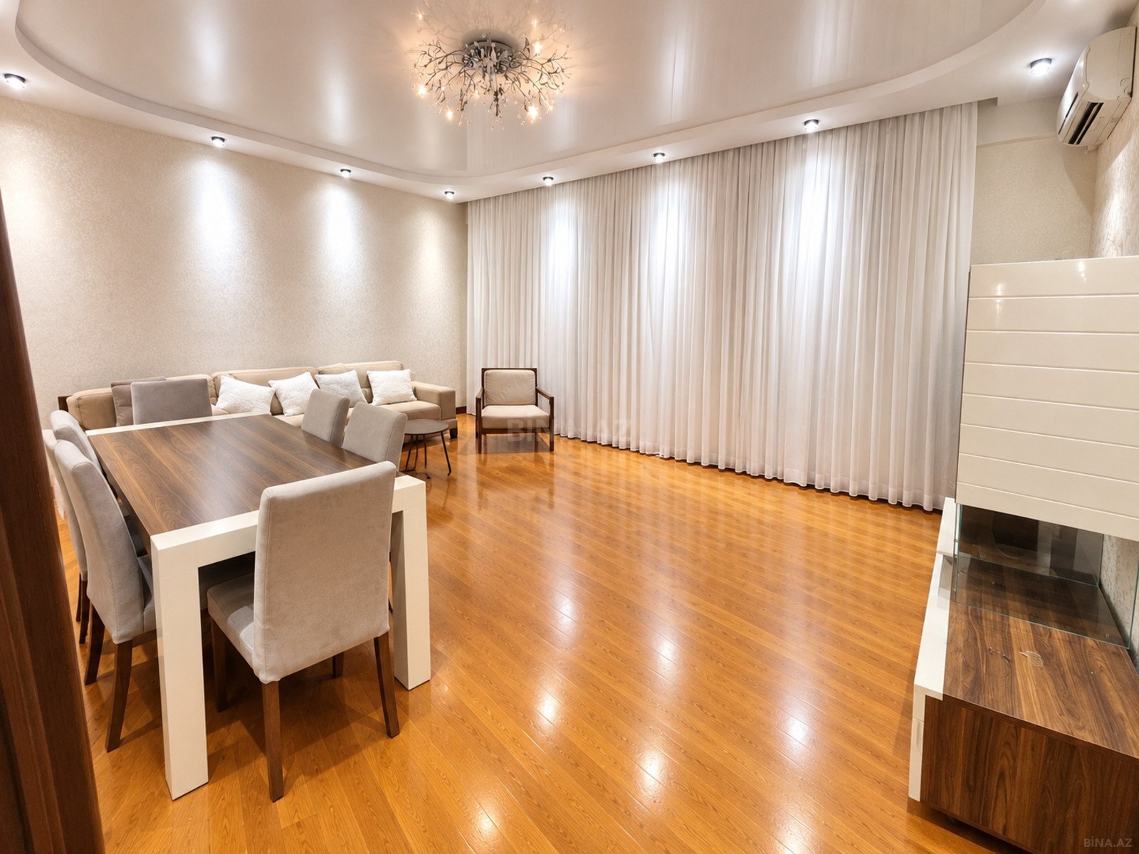 4 otaqlı yeni tikili 135 m², Bayıl q. - şəkil 2