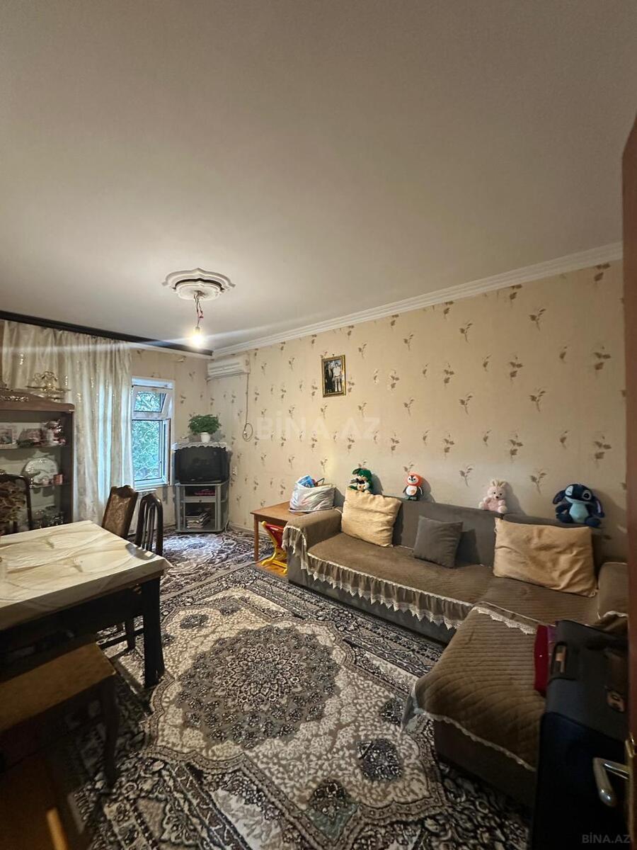 Satılır 2 otaqlı köhnə tikili 65 m², Xətai r.