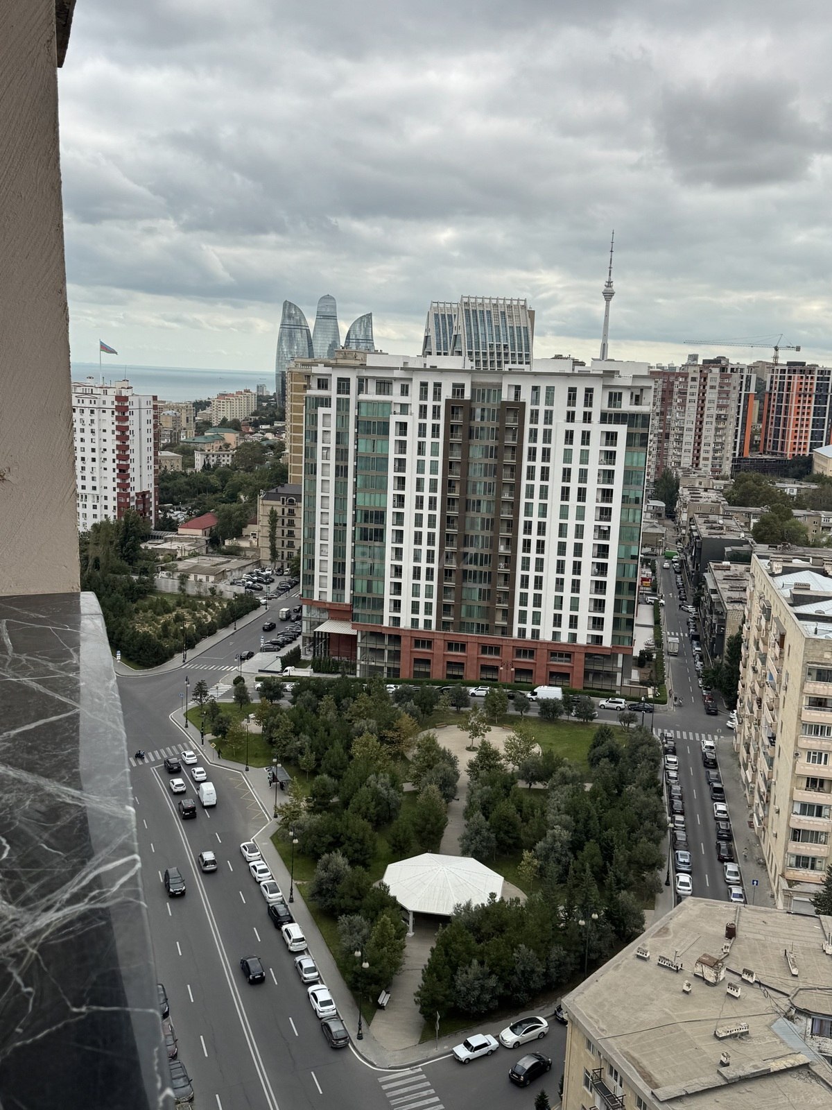 4 otaqlı yeni tikili 200 m², Elmlər Akademiyası m. - şəkil 3