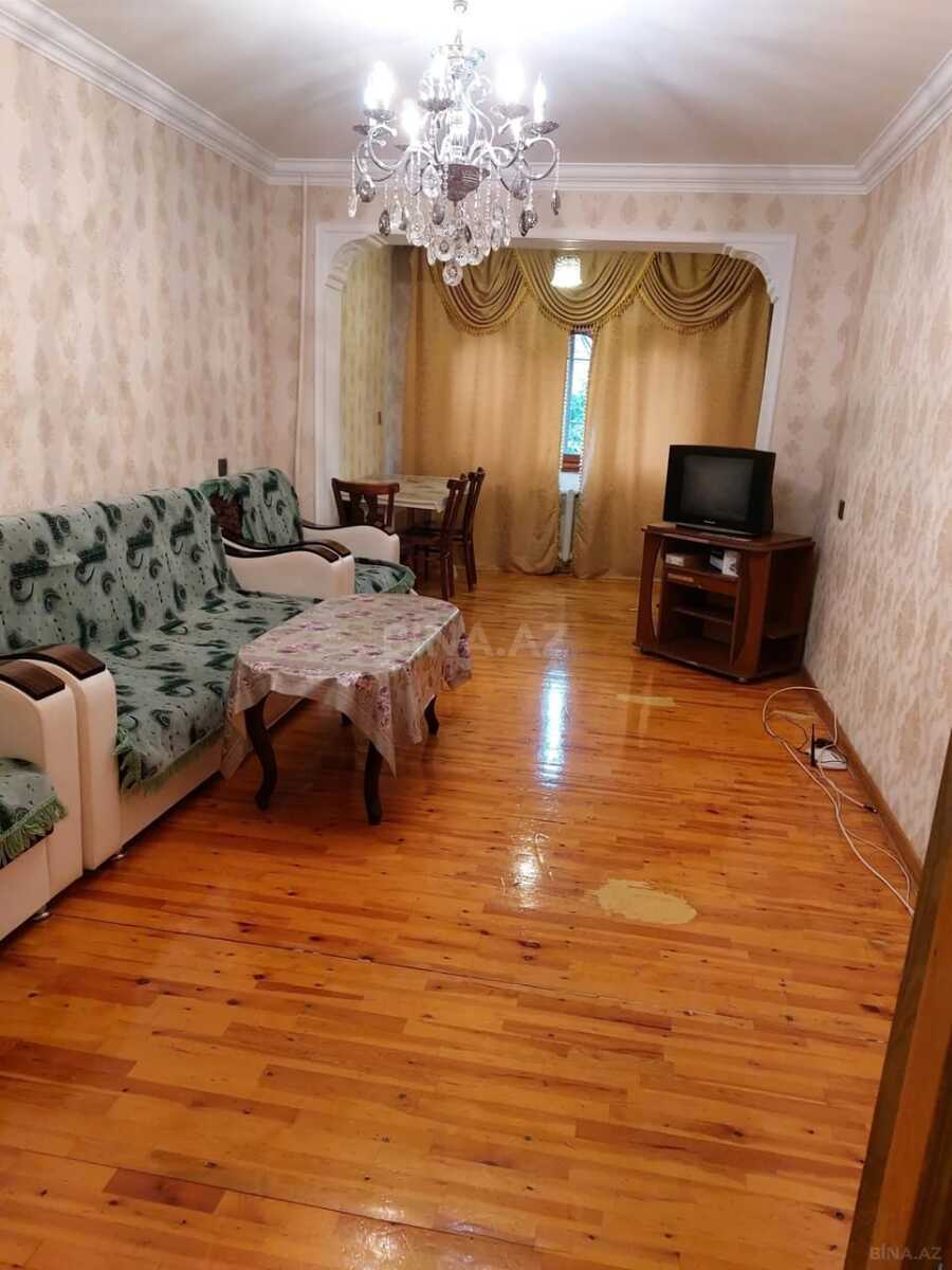 1 otaqlı köhnə tikili 65 m², Neftçilər m.