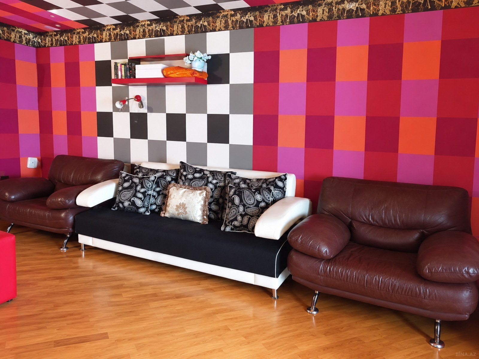 2 otaqlı köhnə tikili 35 m², Nizami m.
