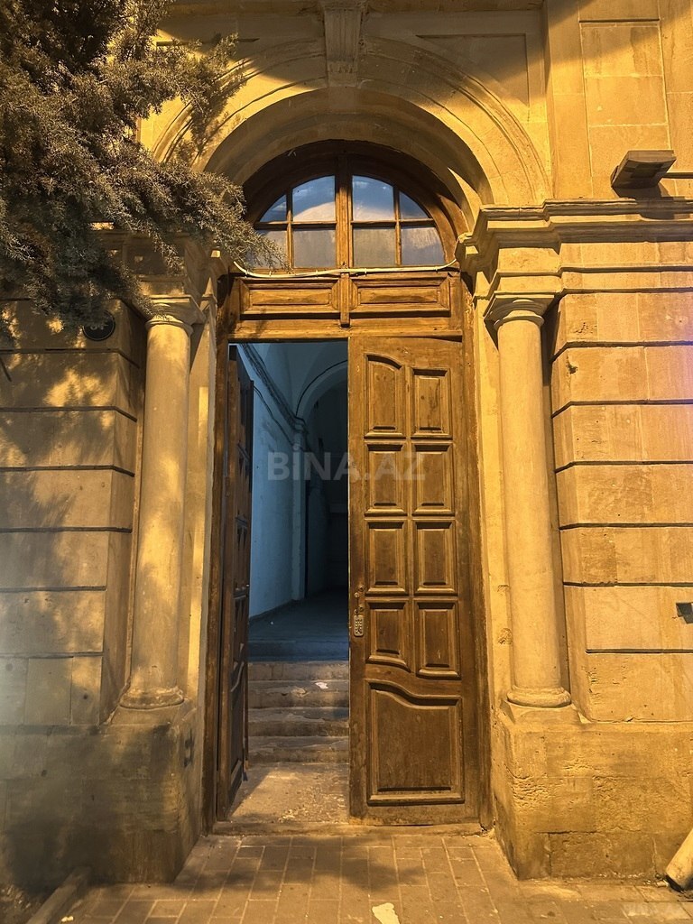 5 otaqlı köhnə tikili 200 m², 28 May m. - şəkil 2