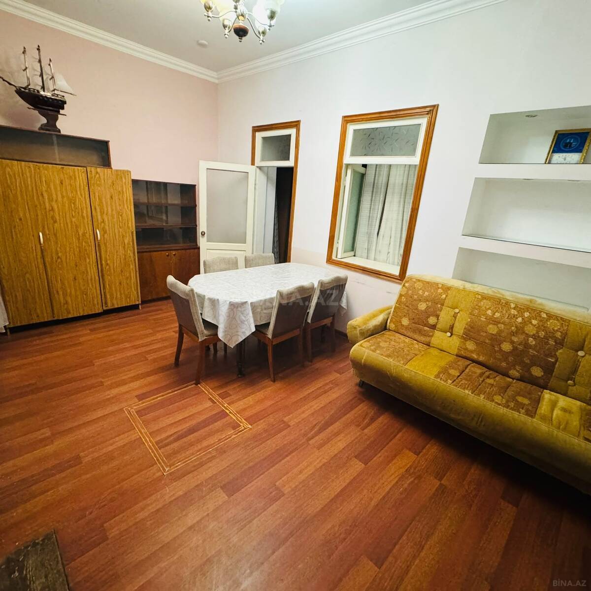 3 otaqlı köhnə tikili 40 m², Nərimanov r.