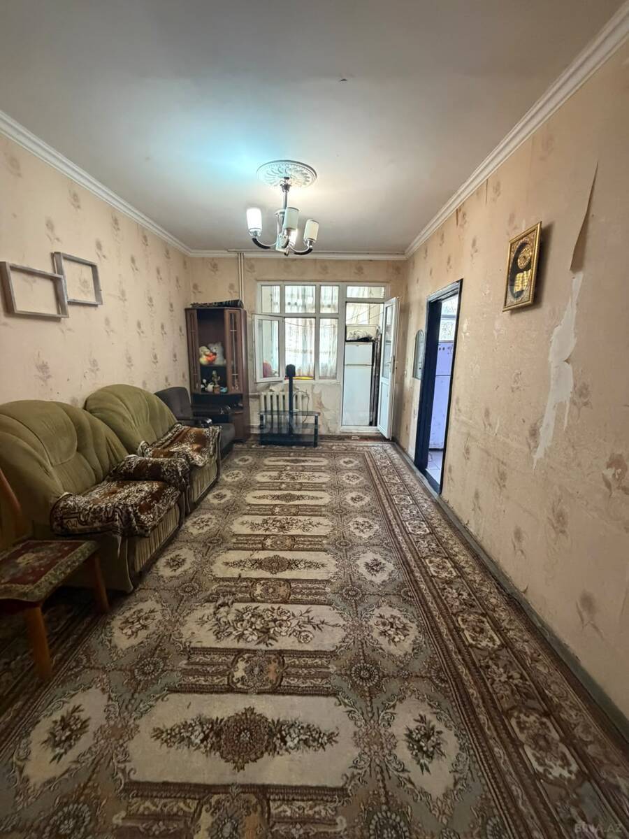 2 otaqlı köhnə tikili 45 m², Memar Əcəmi m.