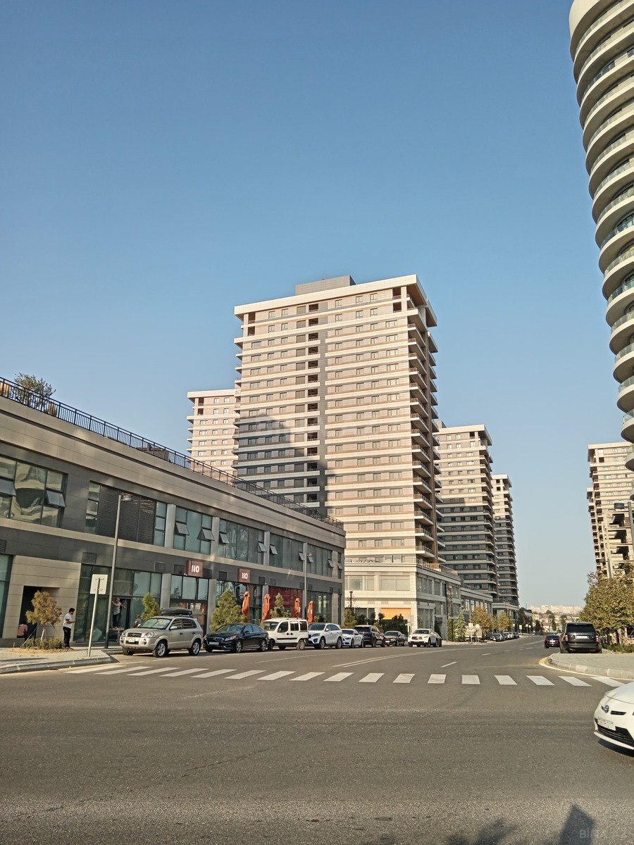 2 otaqlı yeni tikili 70 m², Ağ şəhər q.