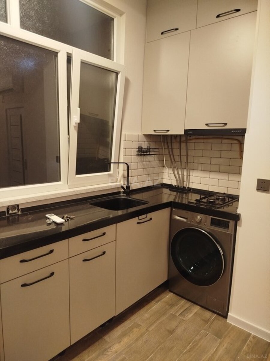 2 otaqlı köhnə tikili 40 m², Bayıl q. - əsas şəkil