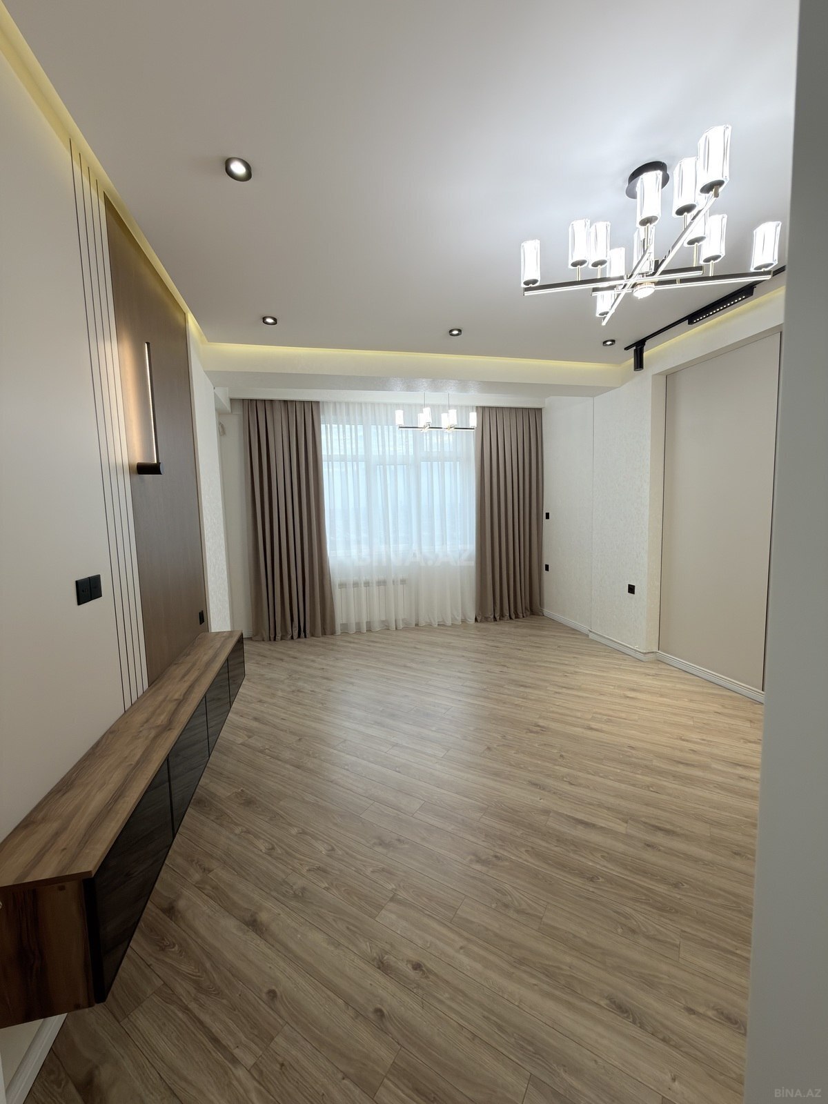 2 otaqlı yeni tikili 70 m², Nizami r. - şəkil 3