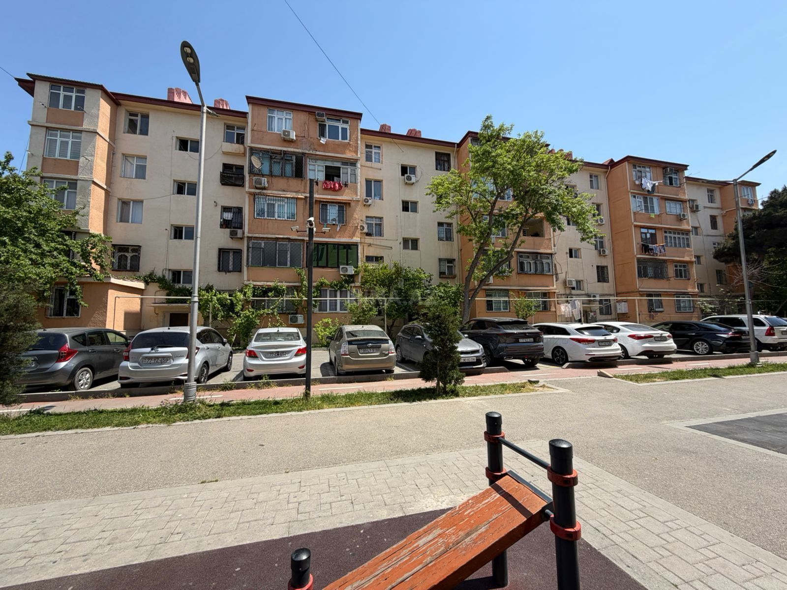 2 otaqlı köhnə tikili 40 m², Neftçilər m. - əsas şəkil