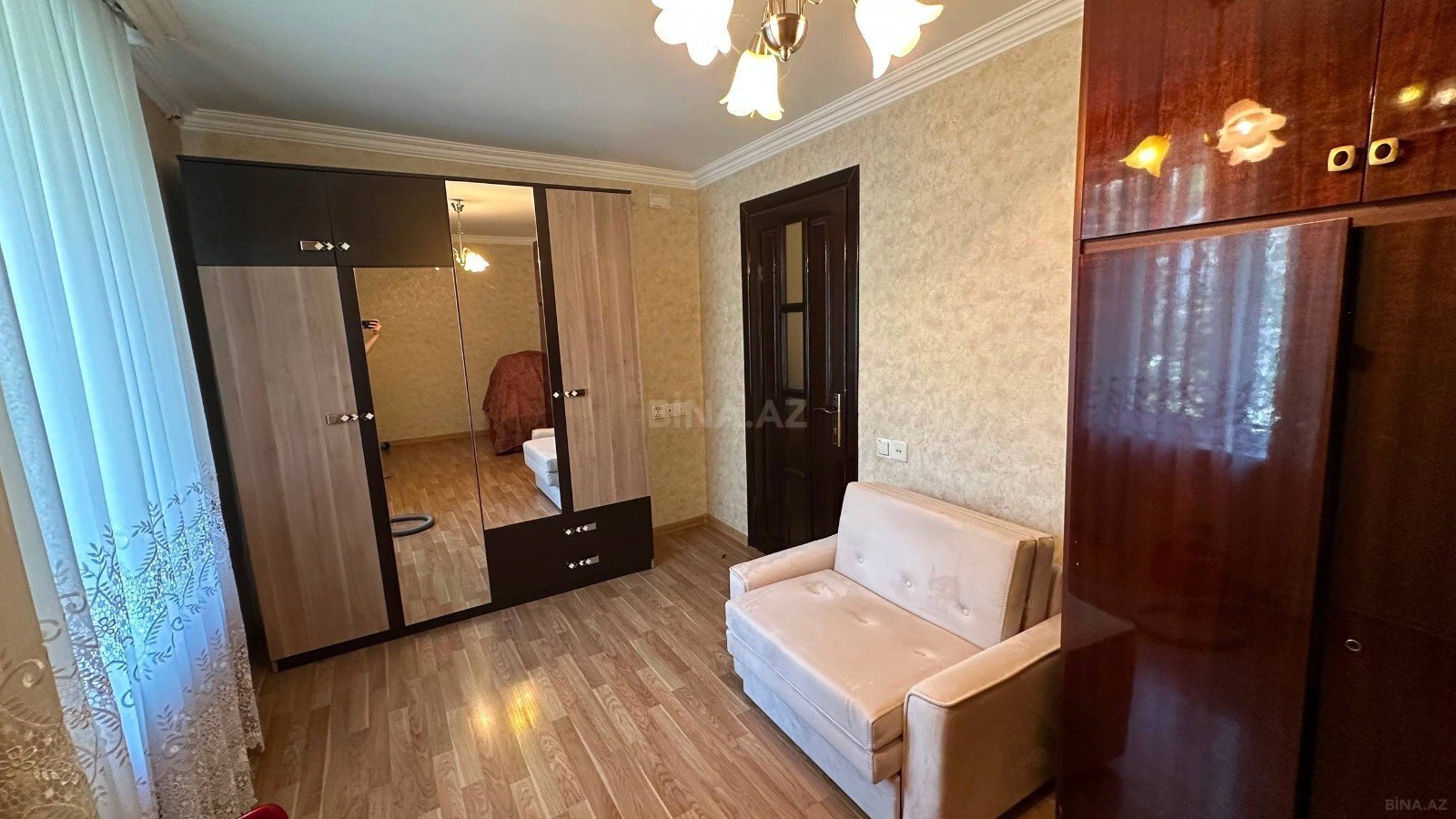 2 otaqlı köhnə tikili 60 m², Elmlər Akademiyası m. - şəkil 3