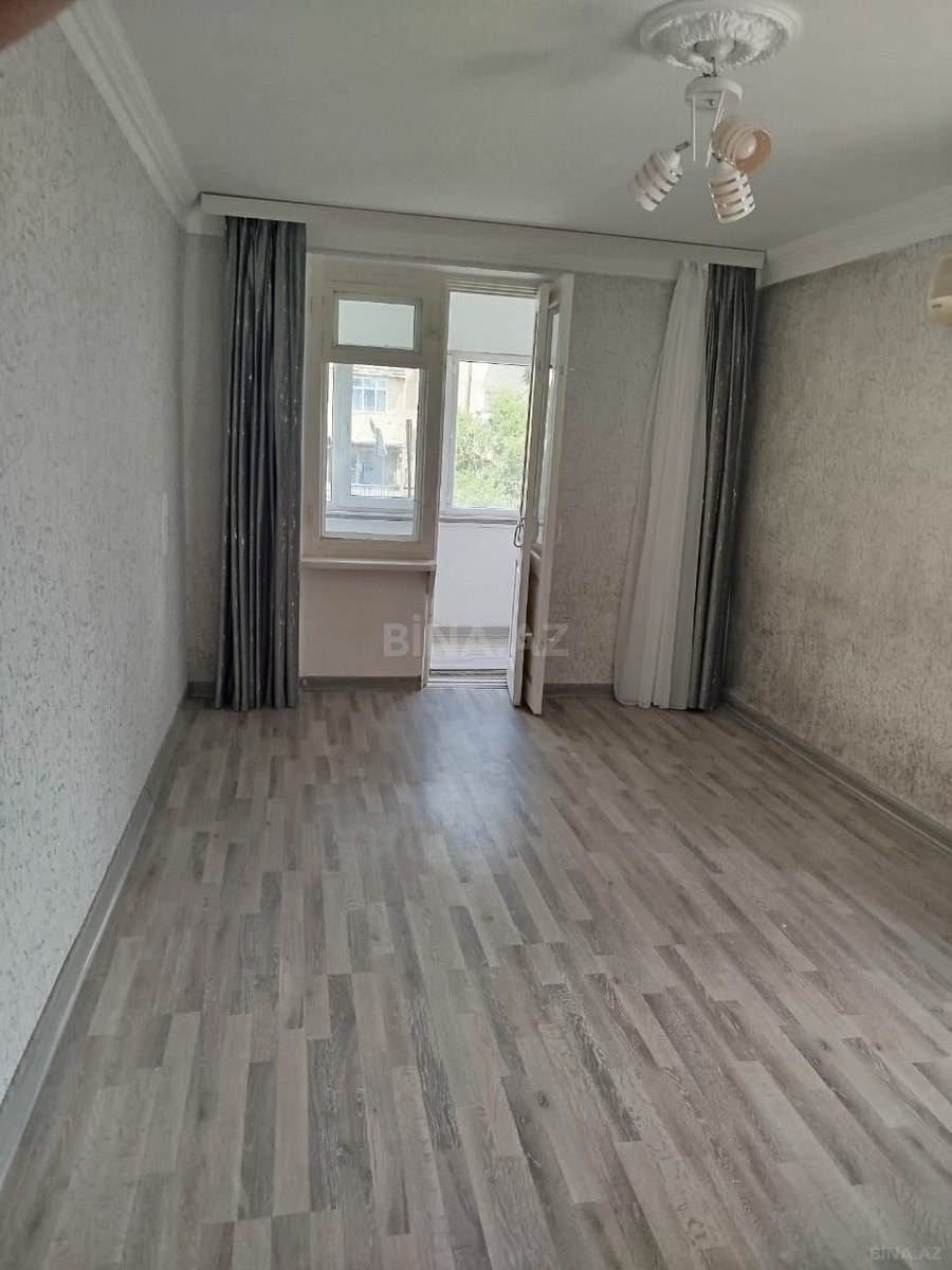 Satılır 1 otaqlı köhnə tikili 35 m², Həzi Aslanov m.