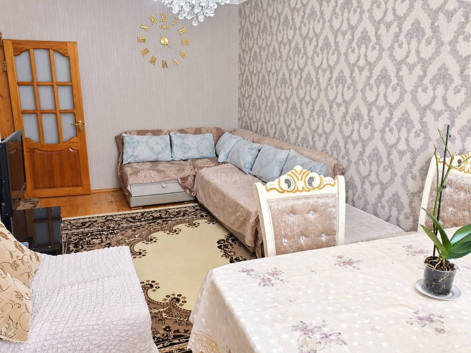 3 otaqlı köhnə tikili 90 m², Yeni Günəşli q. - şəkil 2
