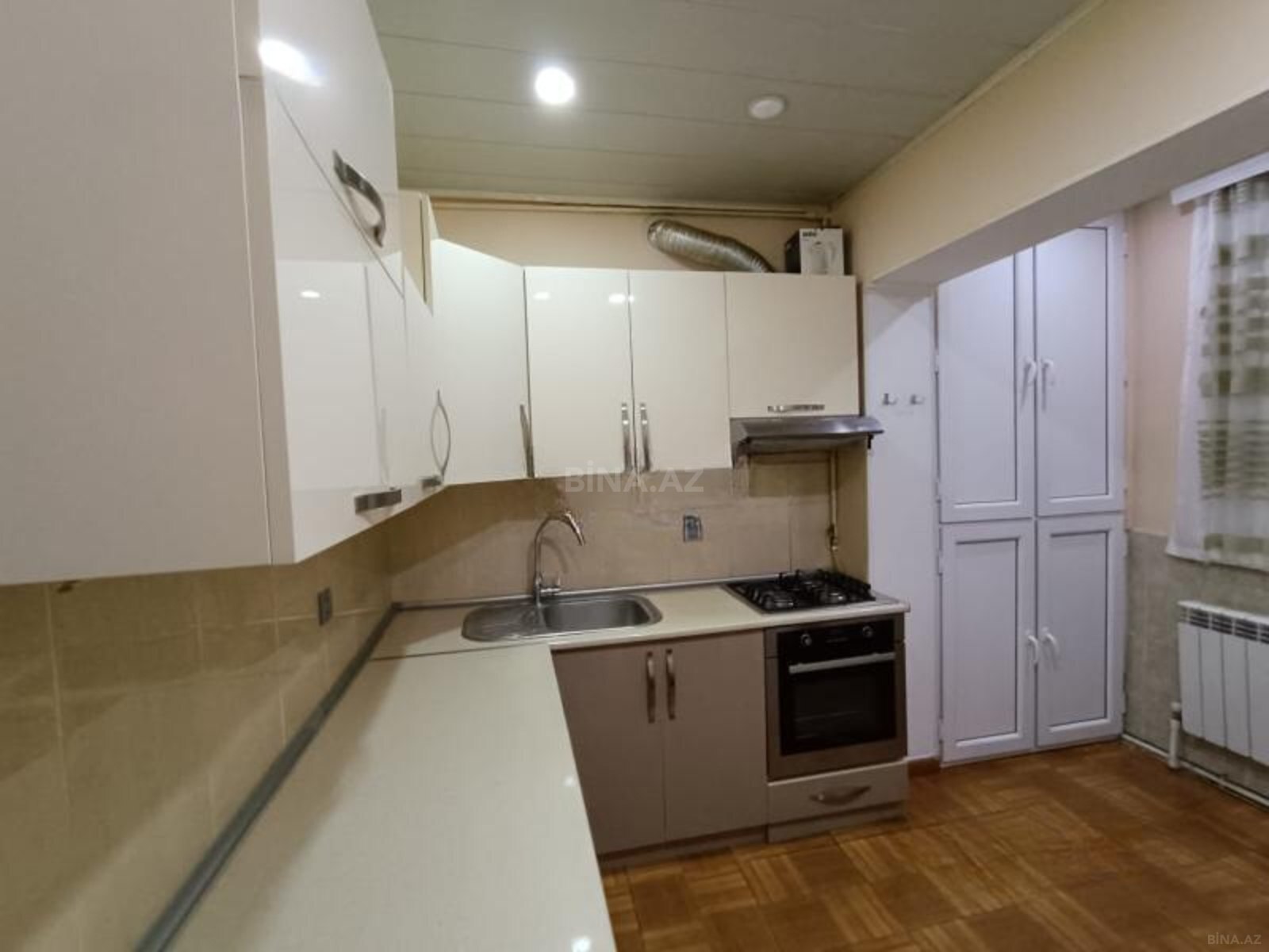 2 otaqlı köhnə tikili 55 m², Nizami r. - şəkil 3