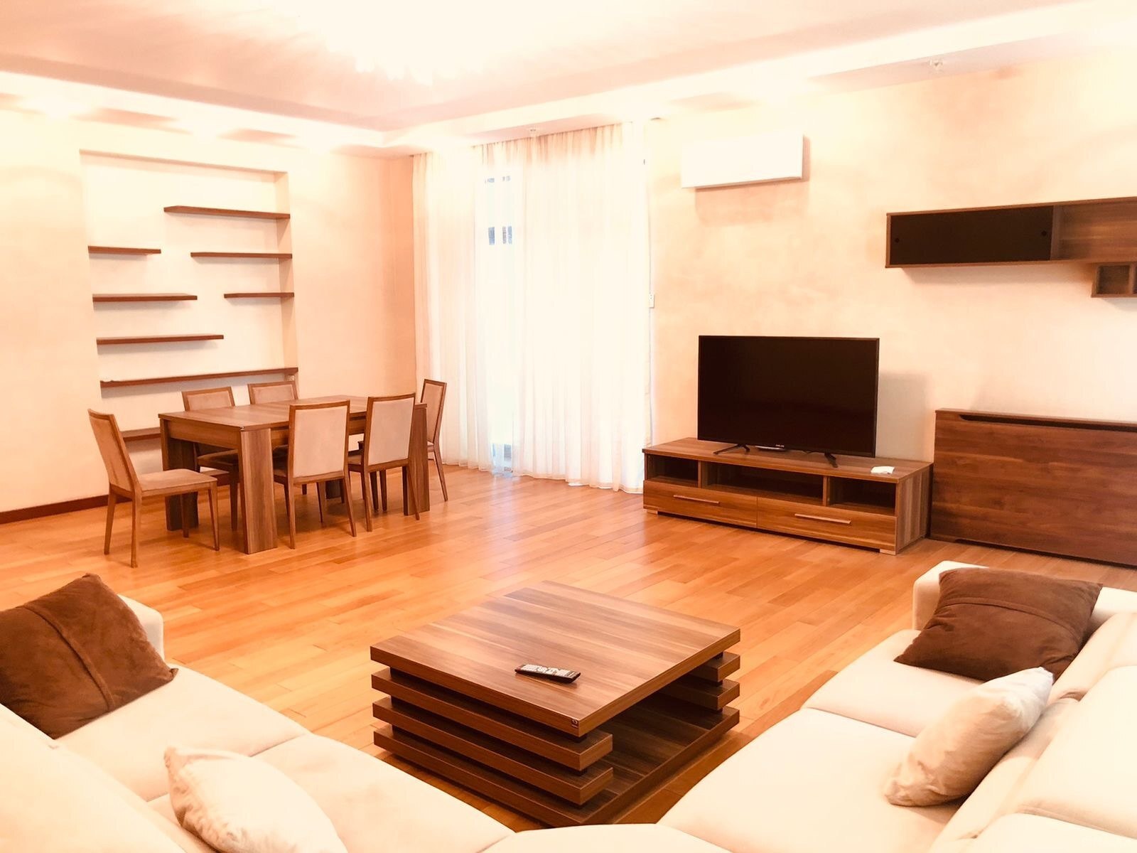 3 otaqlı yeni tikili 170 m², Şah İsmayıl Xətai m.