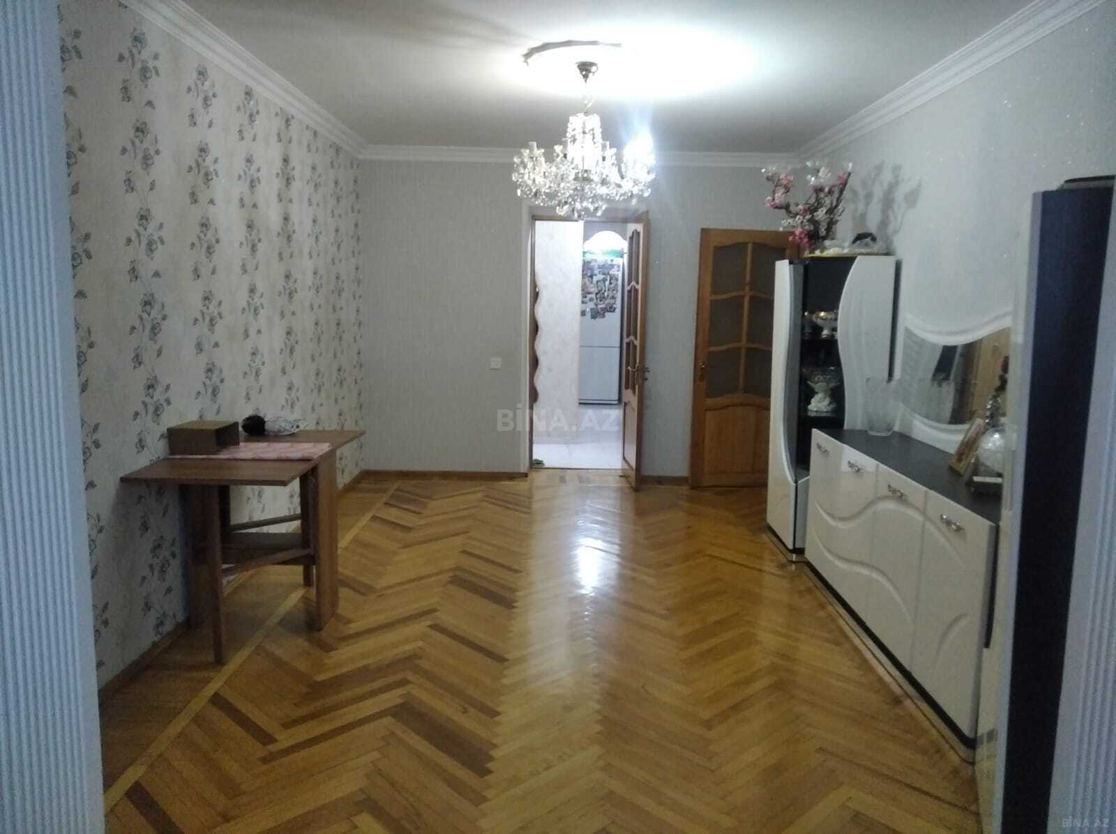 3 otaqlı köhnə tikili 74 m², İnşaatçılar m. - şəkil 2