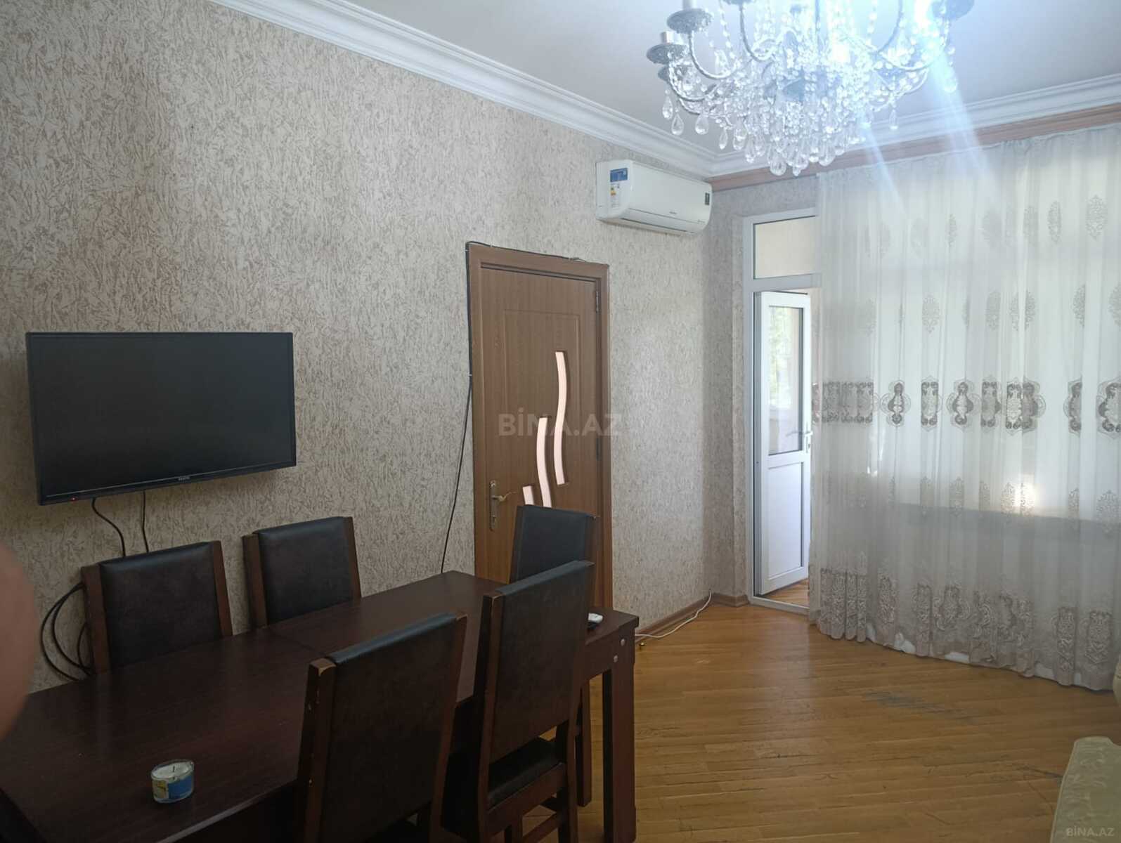 2 otaqlı köhnə tikili 65 m², Memar Əcəmi m. - şəkil 2