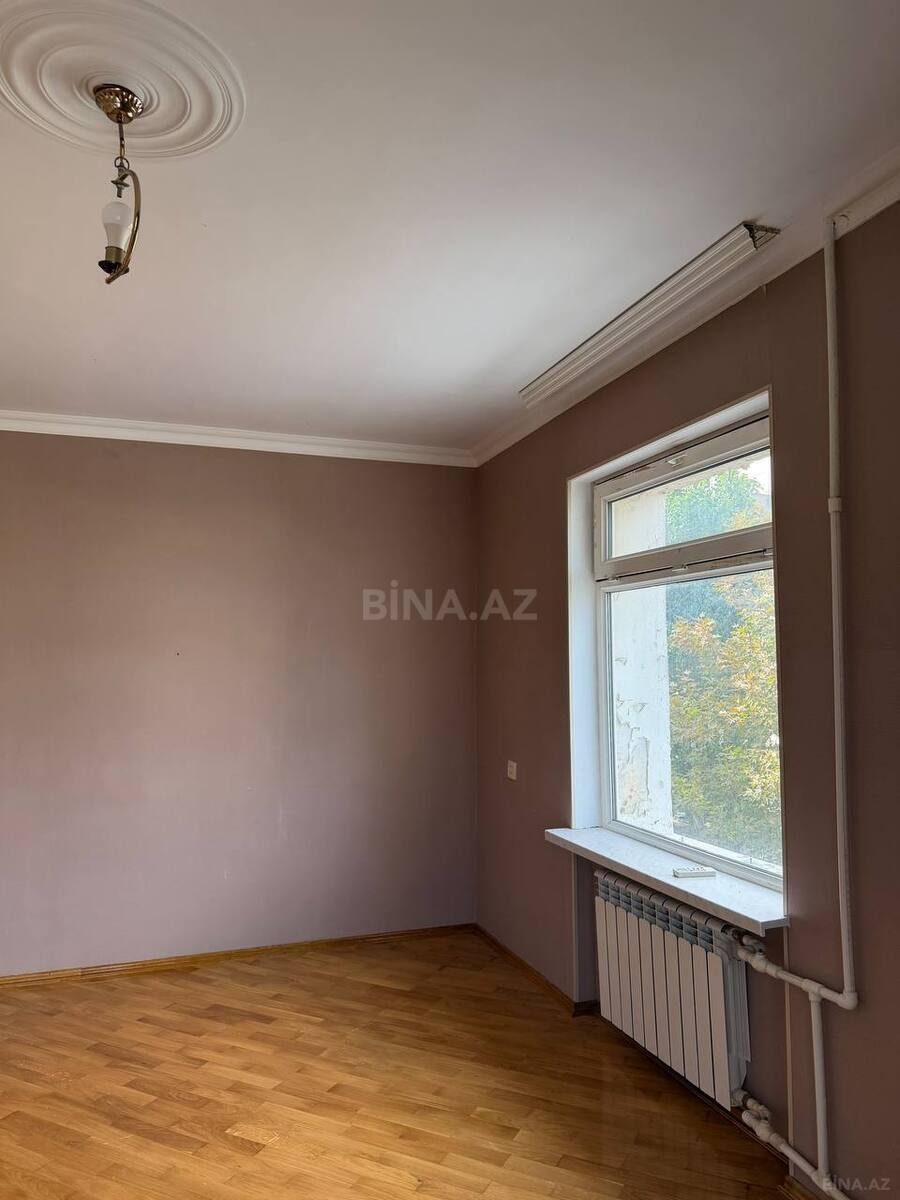 1 otaqlı köhnə tikili 45 m², Bayıl q. - əsas şəkil