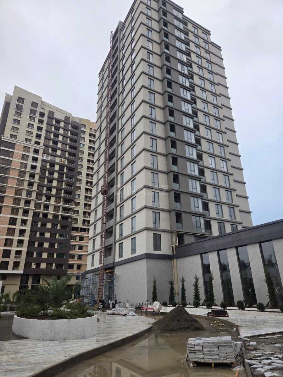 3 otaqlı yeni tikili 133 m², 28 May m. - əsas şəkil