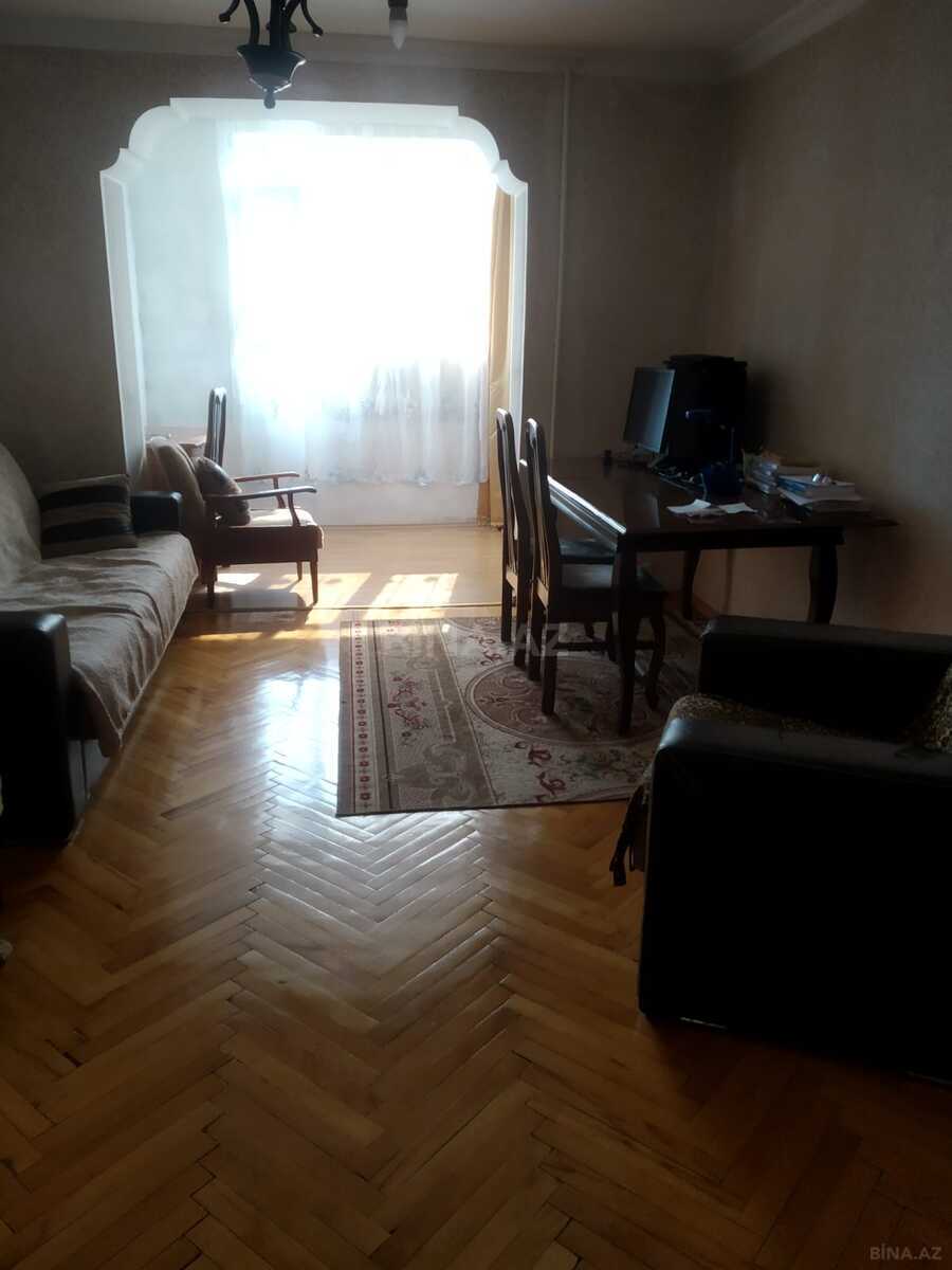 3 otaqlı köhnə tikili 76 m², Neftçilər m. - əsas şəkil