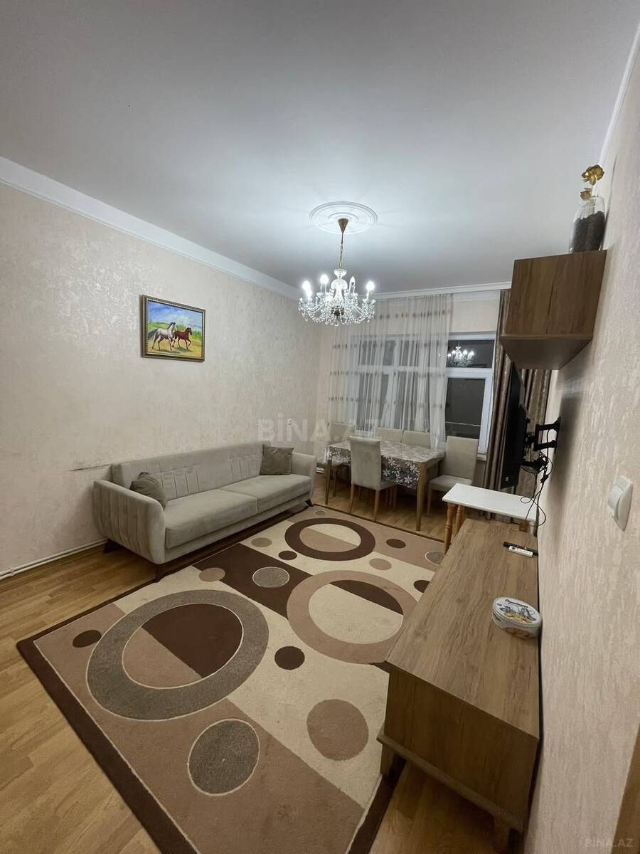 3 otaqlı yeni tikili 75 m², 8 Noyabr m.
