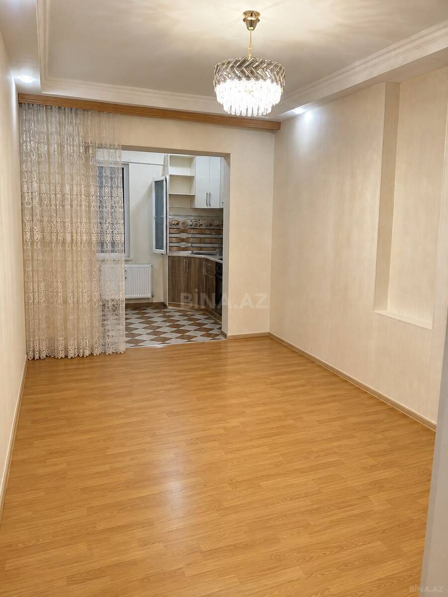 Satılır 2 otaqlı köhnə tikili 50 m², İnşaatçılar m.