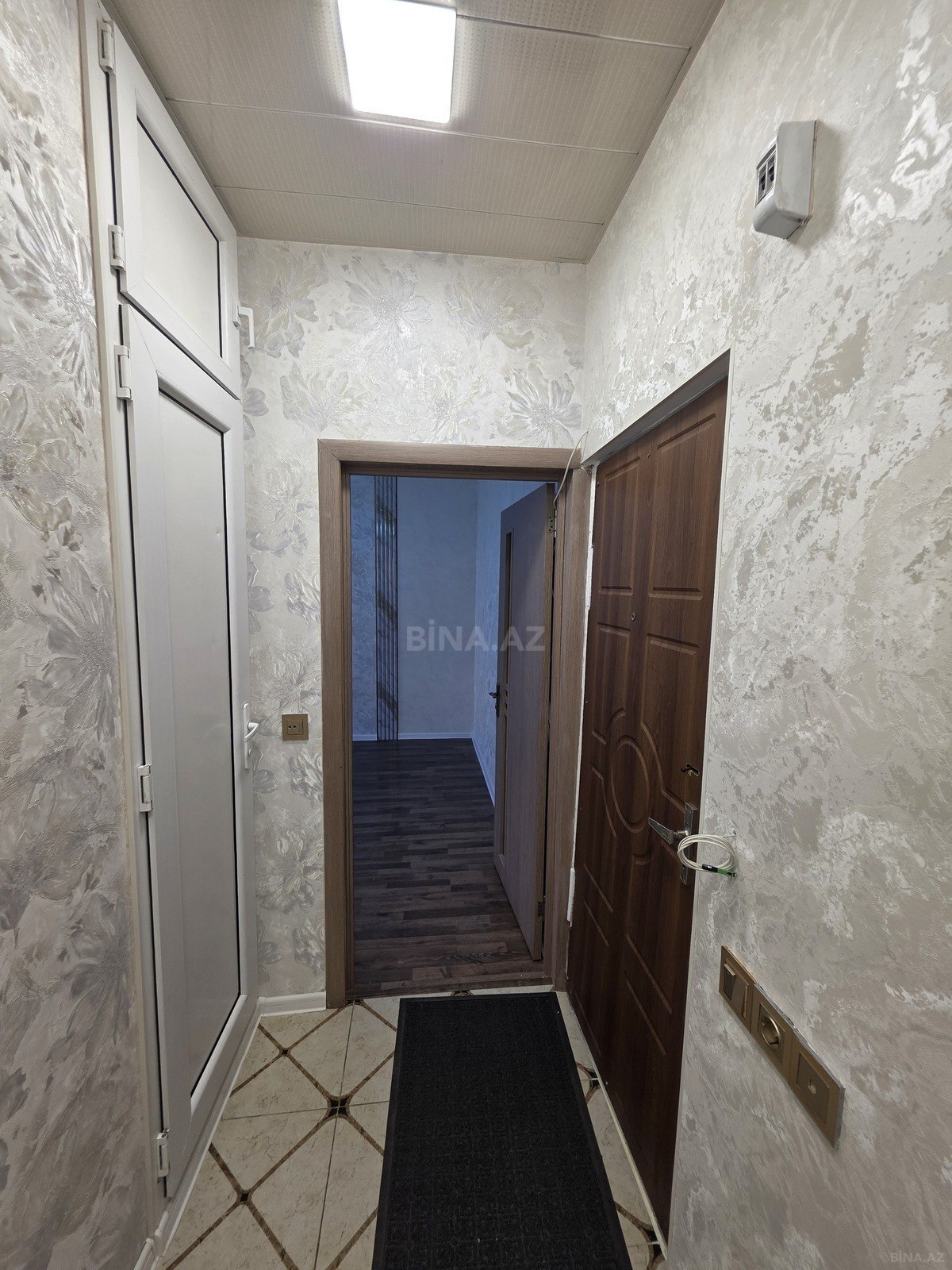 1 otaqlı köhnə tikili 35 m², Memar Əcəmi m. - əsas şəkil