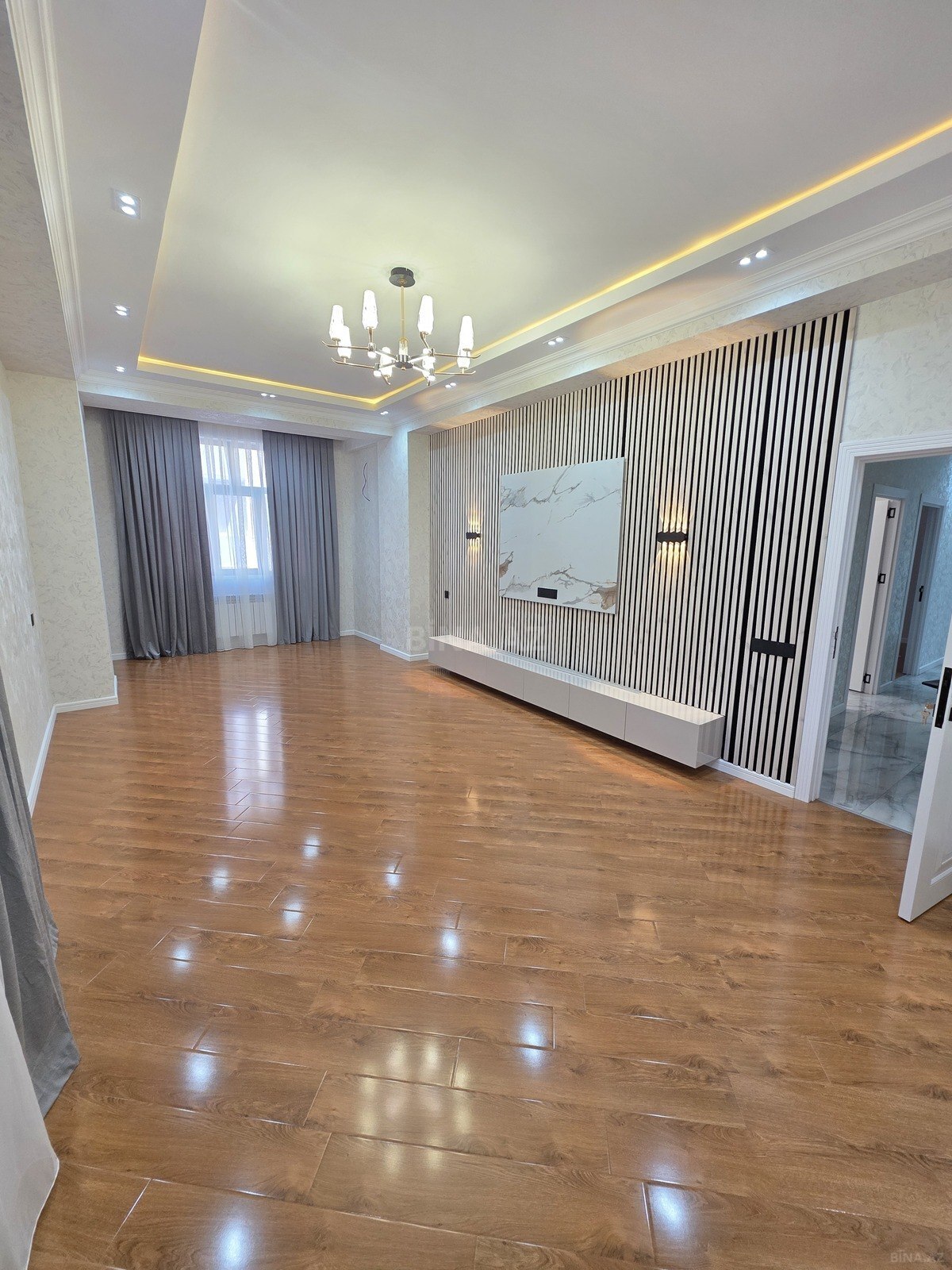 3 otaqlı yeni tikili 133 m², Memar Əcəmi m. - şəkil 2