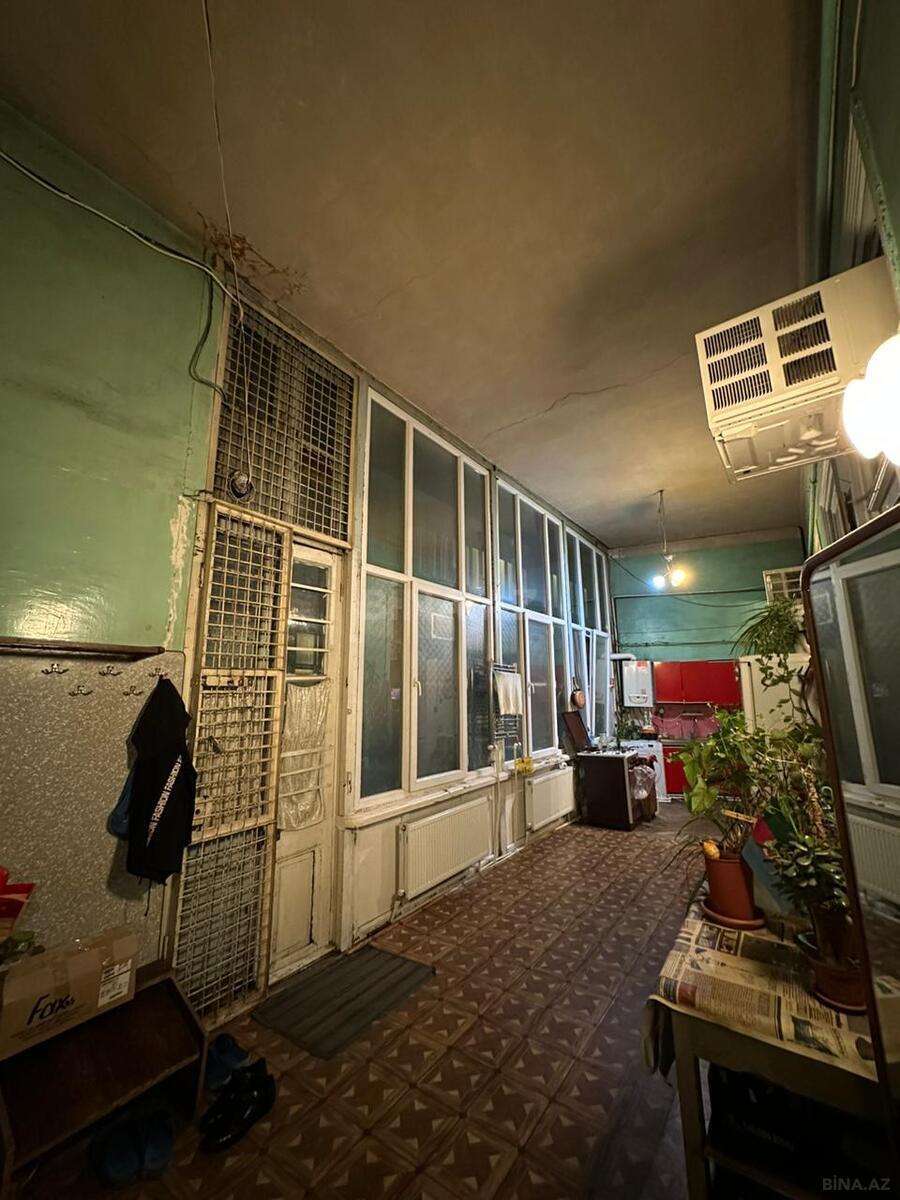 Satılır 4 otaqlı köhnə tikili 180 m², Sahil m. - şəkil 3