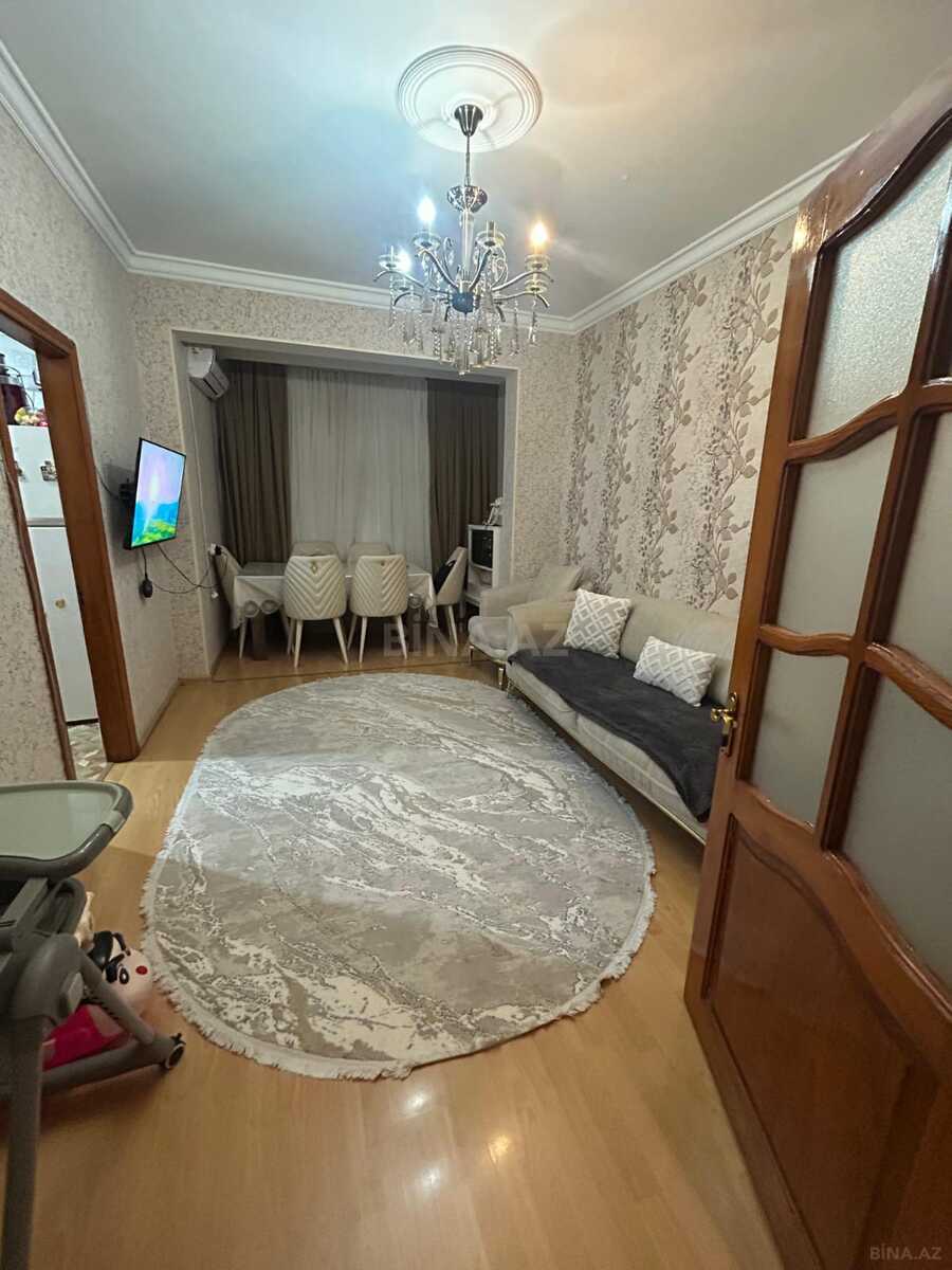 2 otaqlı köhnə tikili 55 m², Memar Əcəmi m.