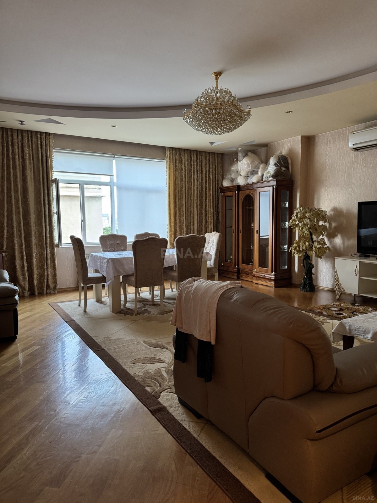 3 otaqlı yeni tikili 135 m², Nizami m. - əsas şəkil